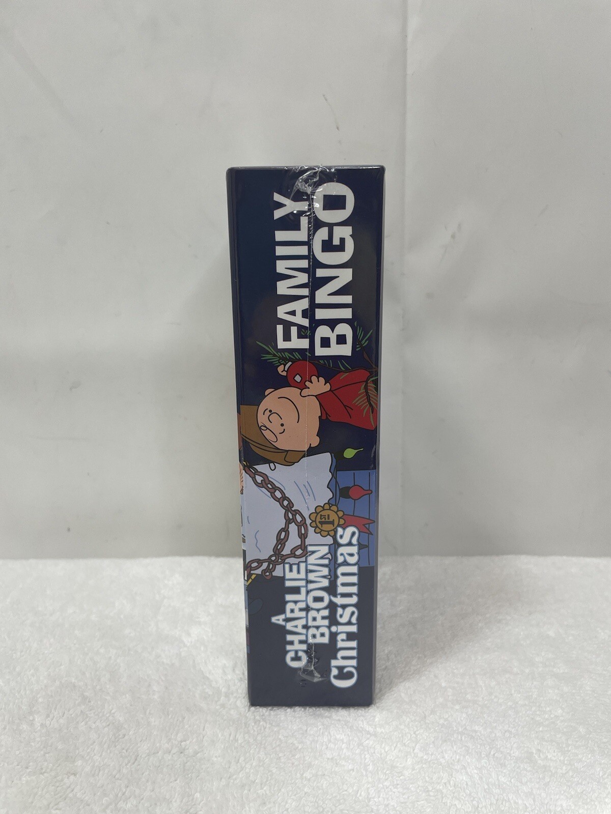 Charlie Brown Christmas Family Bingo Peanuts 2-18 player 8+ Years Family Fun