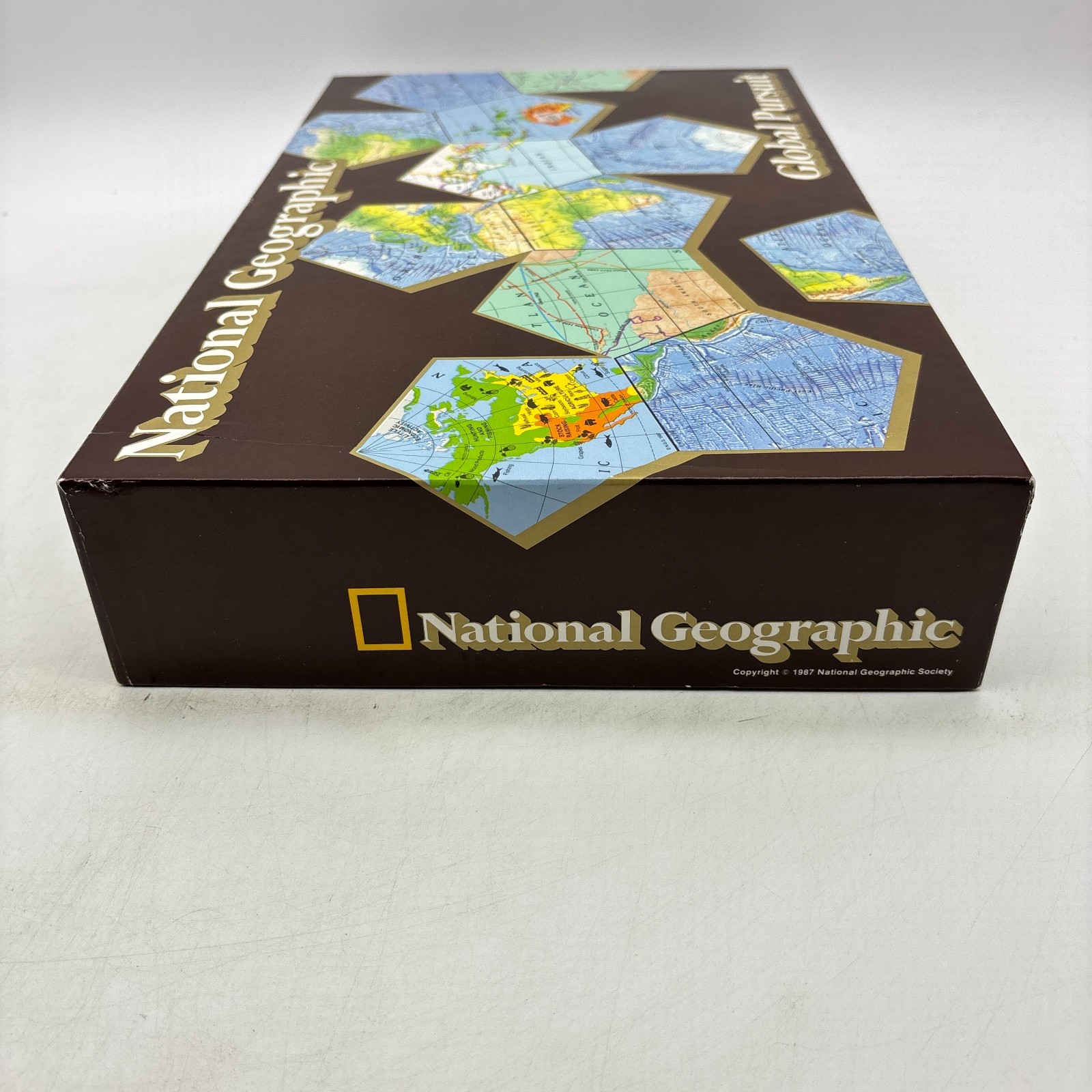 VINTAGE Global Pursuit Board Game COMPLETE National Geographic Society 1987 Map
