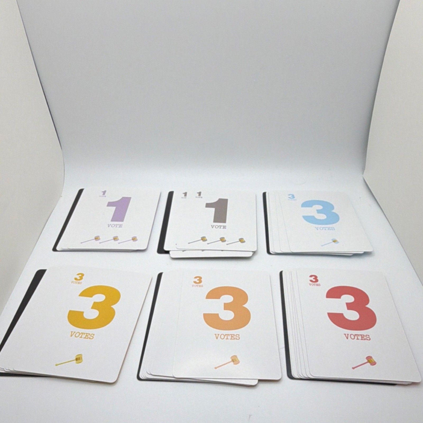Buffalo Games I Dissent Supreme Court Card Game Hourglass 3+Players 14+ COMPLETE
