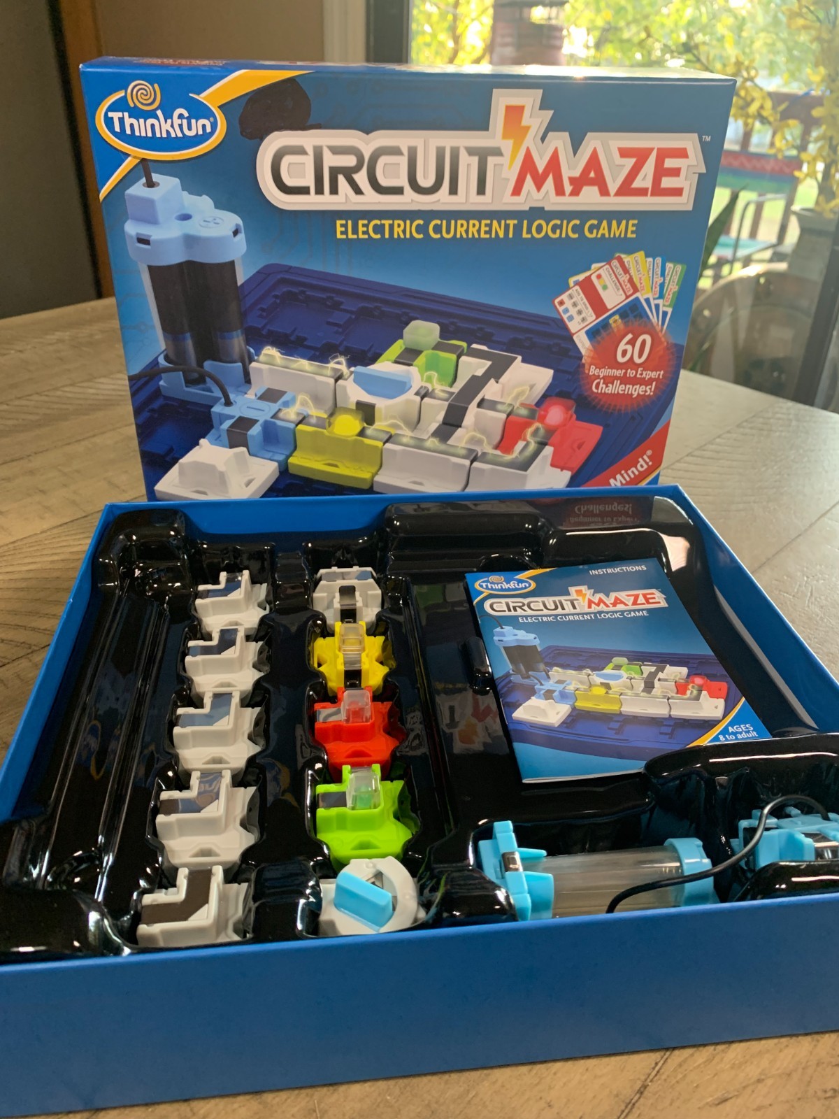 ThinkFun CIRCUIT MAZE Electric Current Logic Game | Ignite Your Mind! 60 Challen
