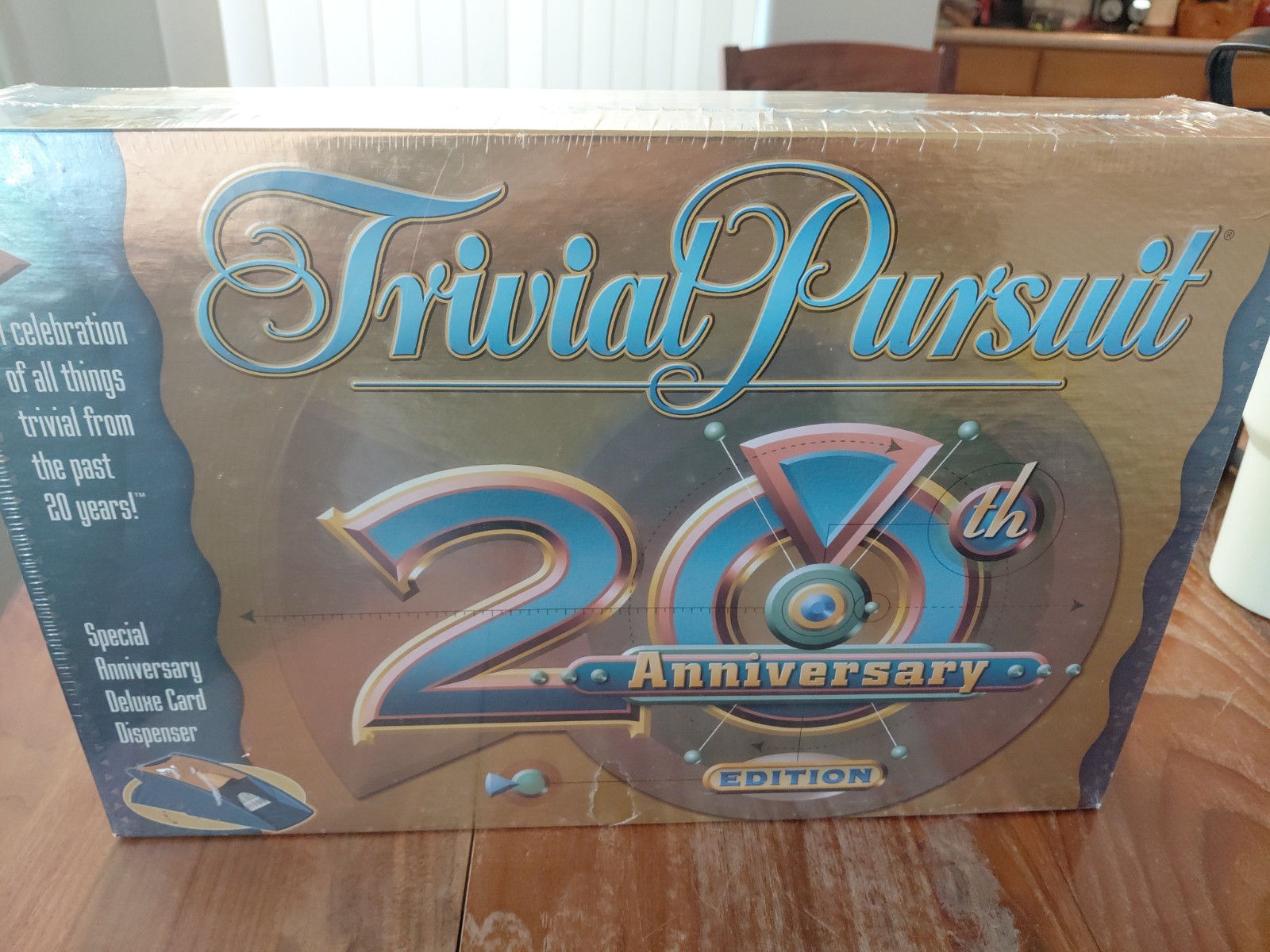 🎲 New Sealed 2002 Hasbro Trivial Pursuit 20th Anniversary Edition Board Game