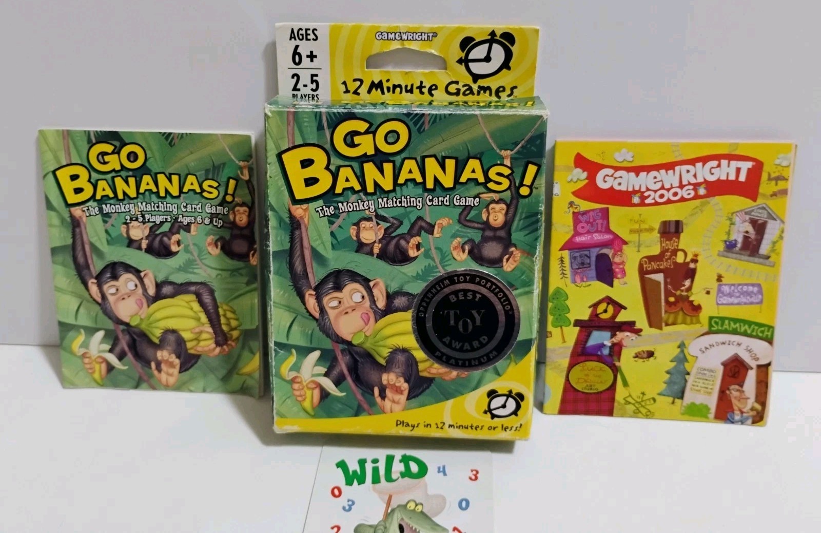 Vintage 2004 Gamewright Go Bananas Monkey Matching Card Game COMPLETE