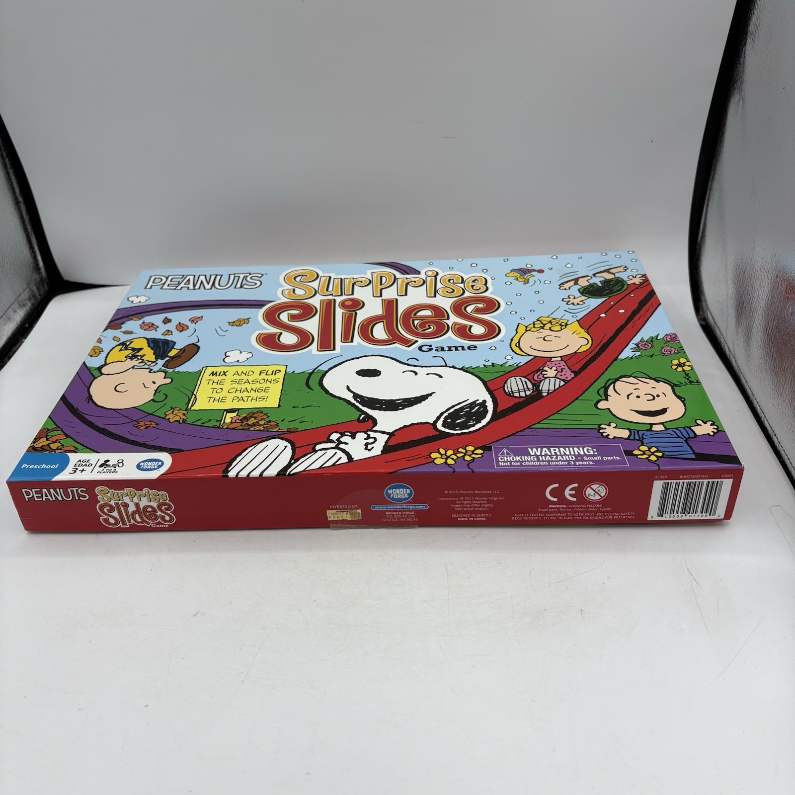 Wonder Forge Board Game Peanuts Surprise Slides Snoopy Charlie Brown 2015