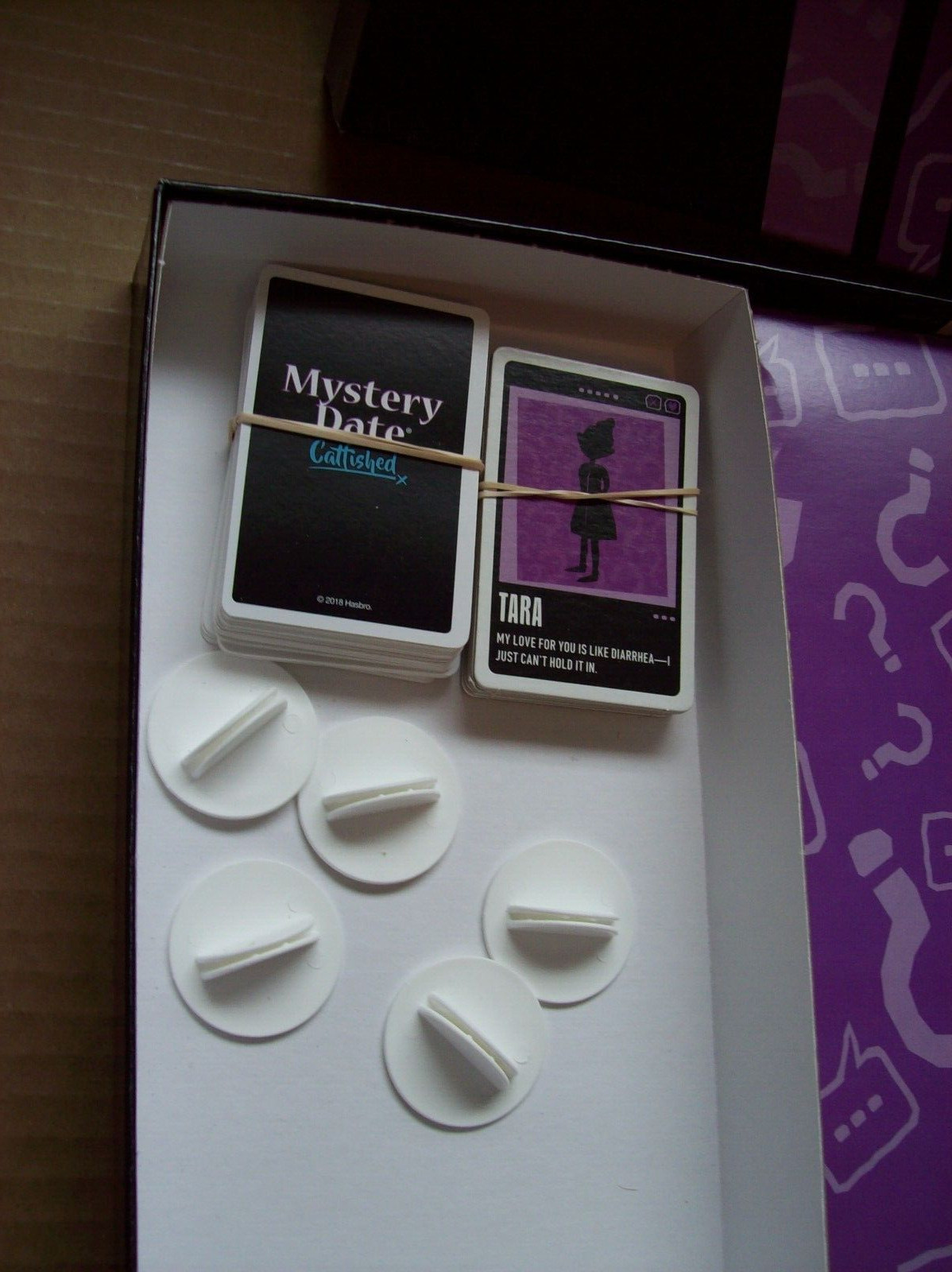 2018 Mystery Date CATFISHED – dating in the digital age COMPLETE mint condition
