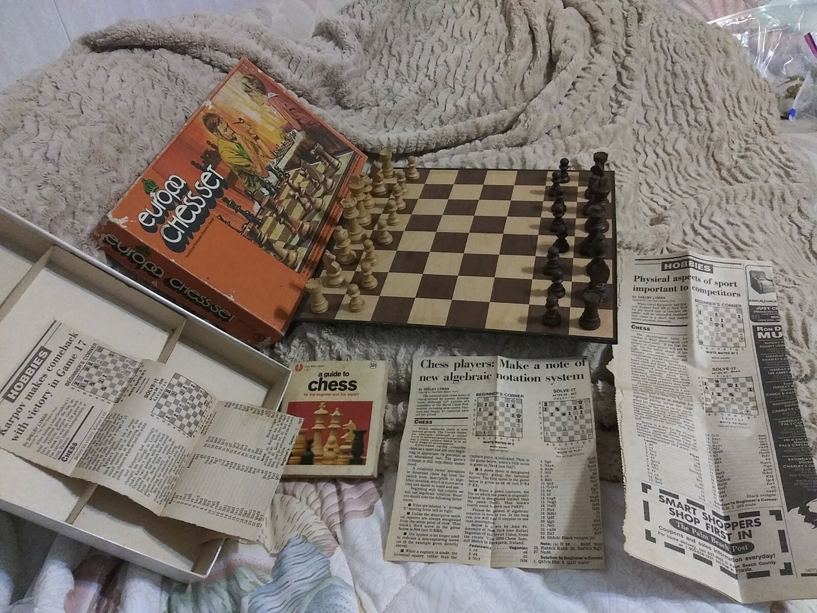 RARE Vtge 1973 Europa Chess Pacific Game with RARE Chess Book & Ephemera