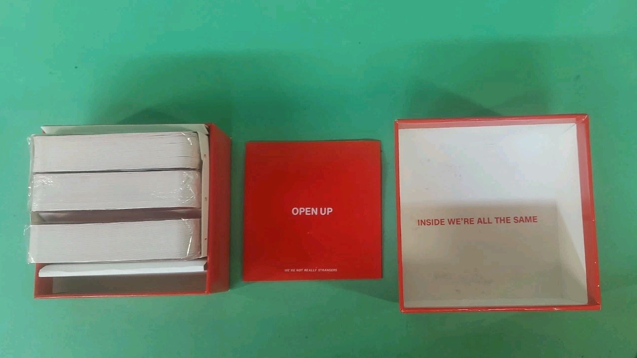 We’re Not Really Strangers Game Couples Edition – New Sealed Cards Damaged Box
