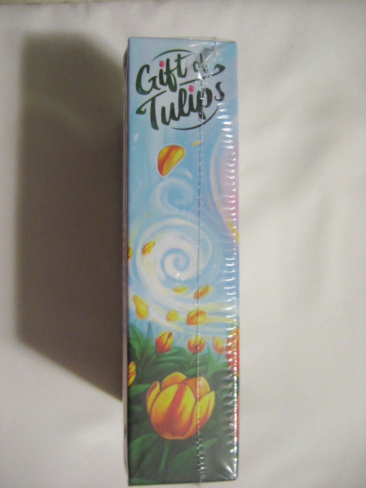 Gift of Tulips – Card Game (Weird Giraffe Games) – 2-6 Players, Ages 8+, 20 min