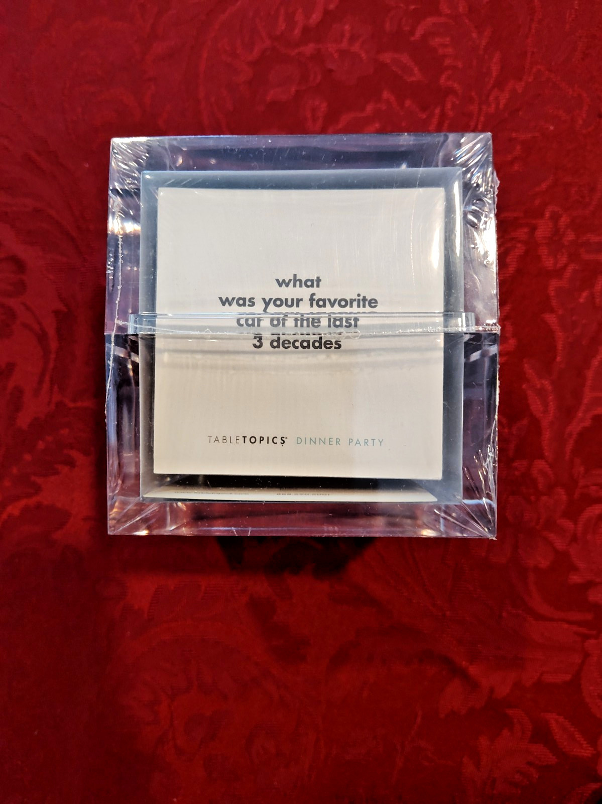 Dinner Party Table Topics Game Questions To Start Conversations NEW Lotsa Fun!