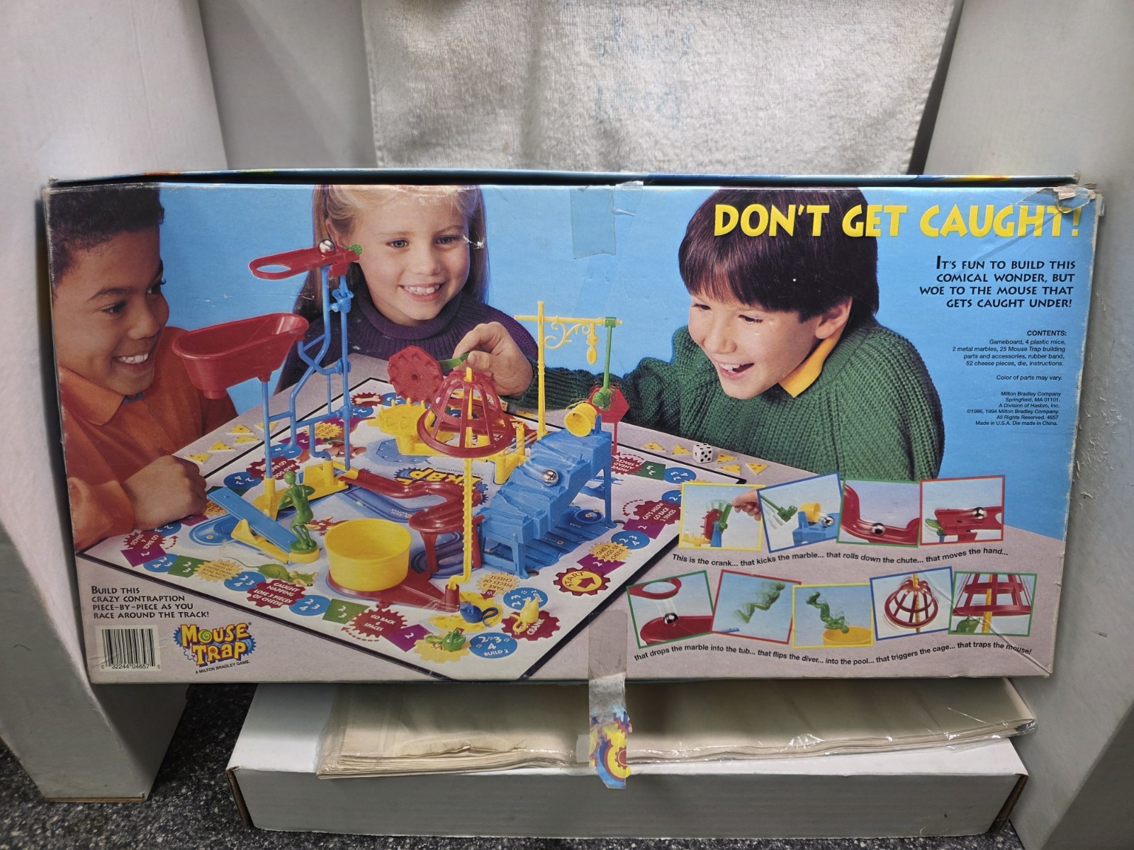Milton Bradley 1999 Mouse Trap Building Game ( Complete)
