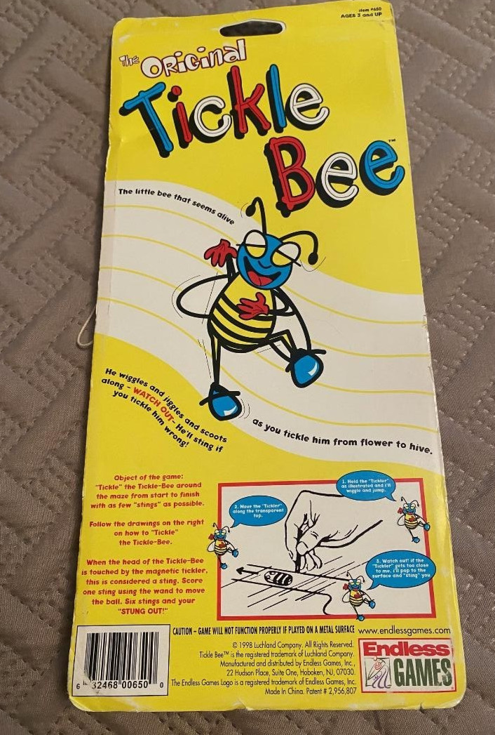 Tickle Bee Board Game Animals Theme Children’s Green Plastic Maze