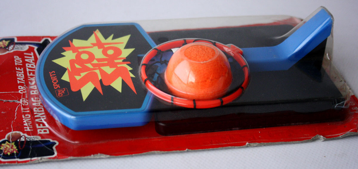 VINTAGE 90’S SPOT SHOT BEANBAG BASKETBALL TABLE TOP GAME OHIO ART SPORTS NEW!