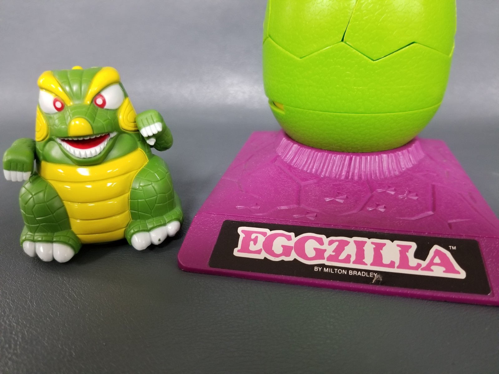 Vintage 1986 Milton Bradley Eggzilla Things Games 80s Great Condition Complete