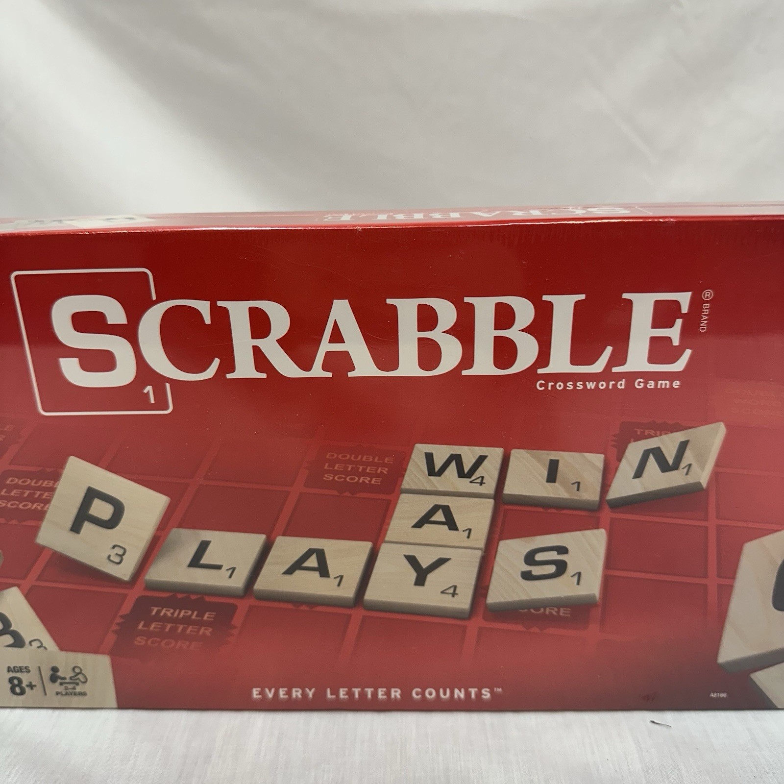 New Sealed Hasbro Scrabble Game Classic Crossword Board Game A8166 2013