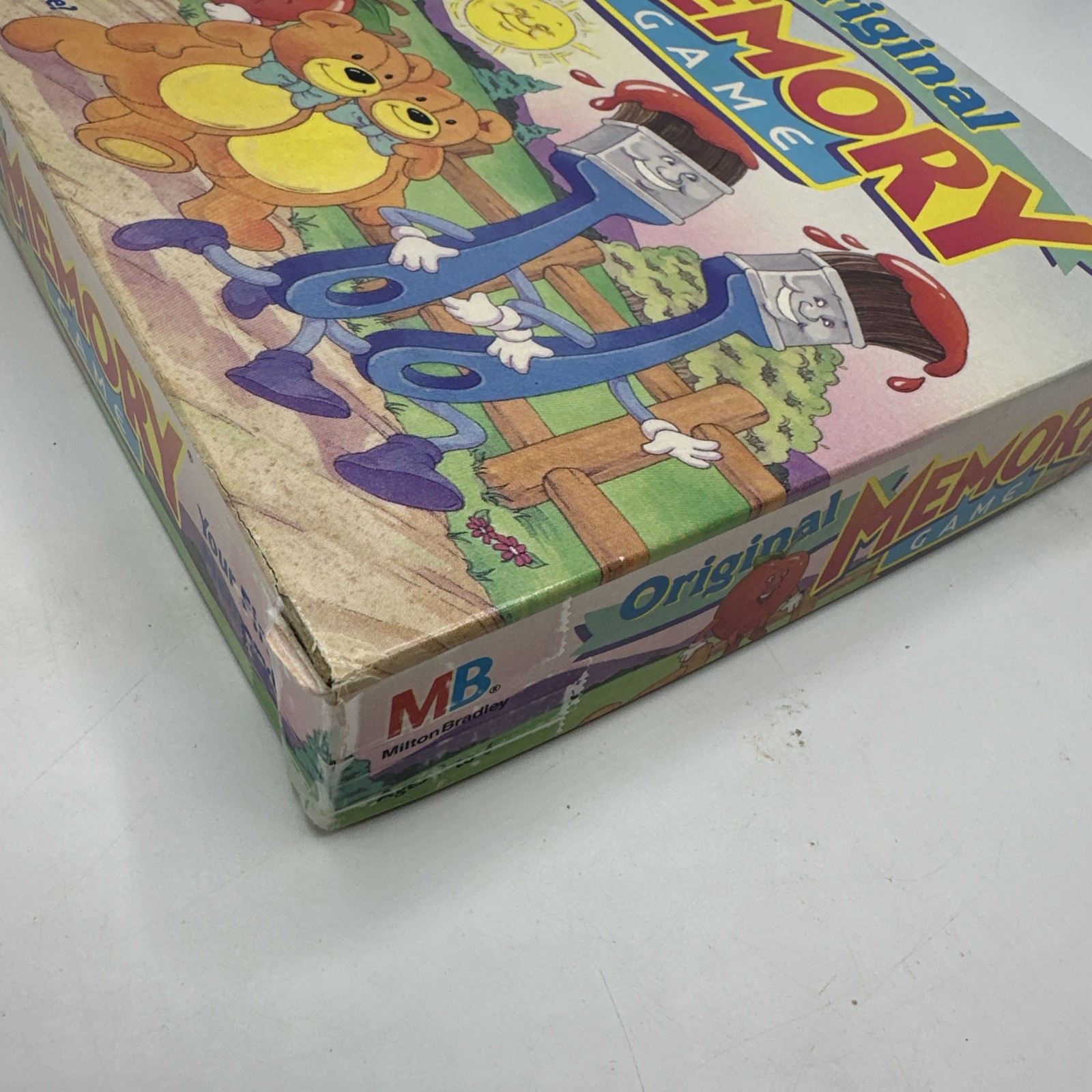 Milton Bradley Original Memory Game Vintage Kids Game 1994 No Trey