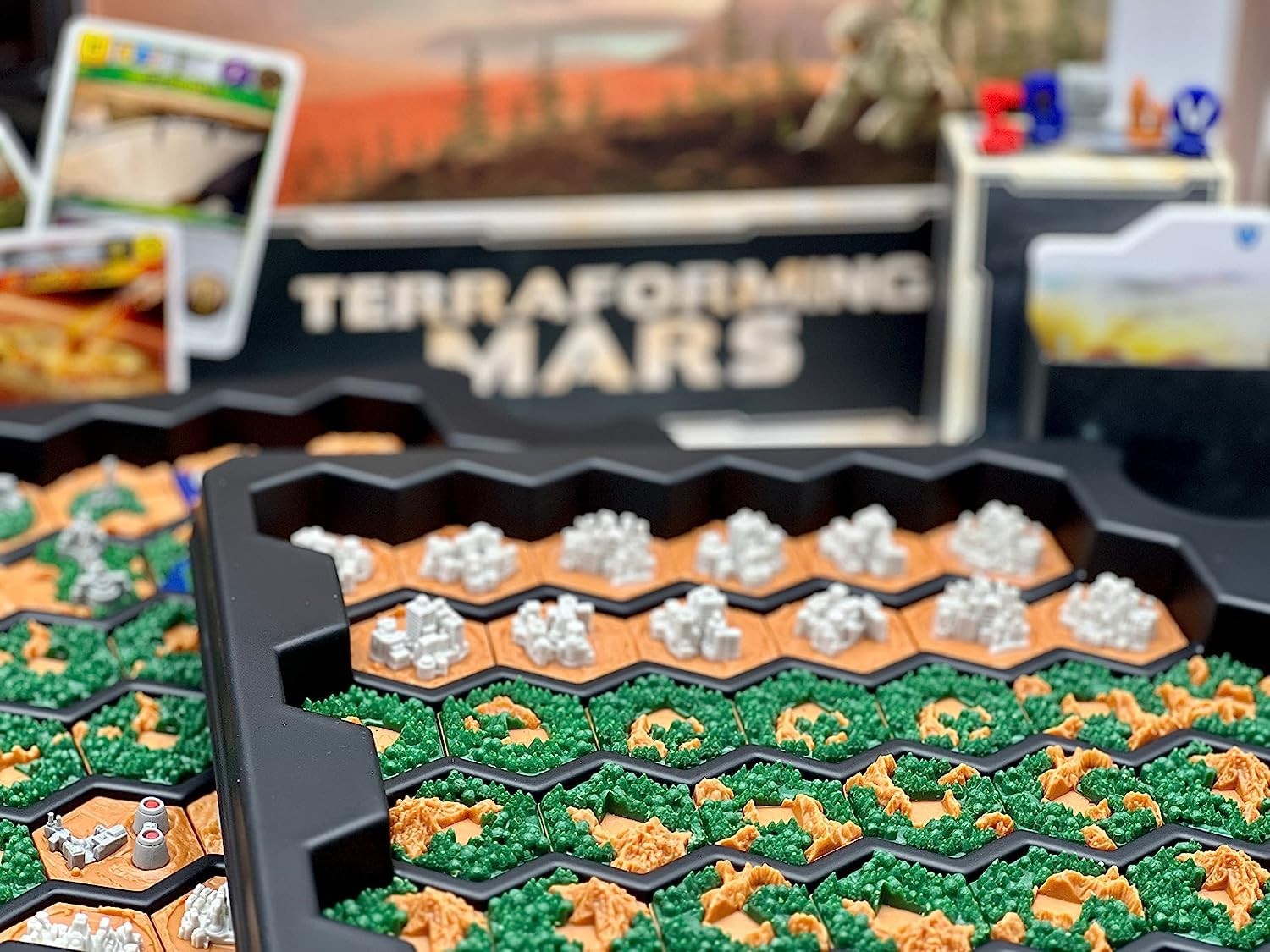 Terraforming Mars Big Box – 90+ Tiles, Markers & Storage for Strategy Games