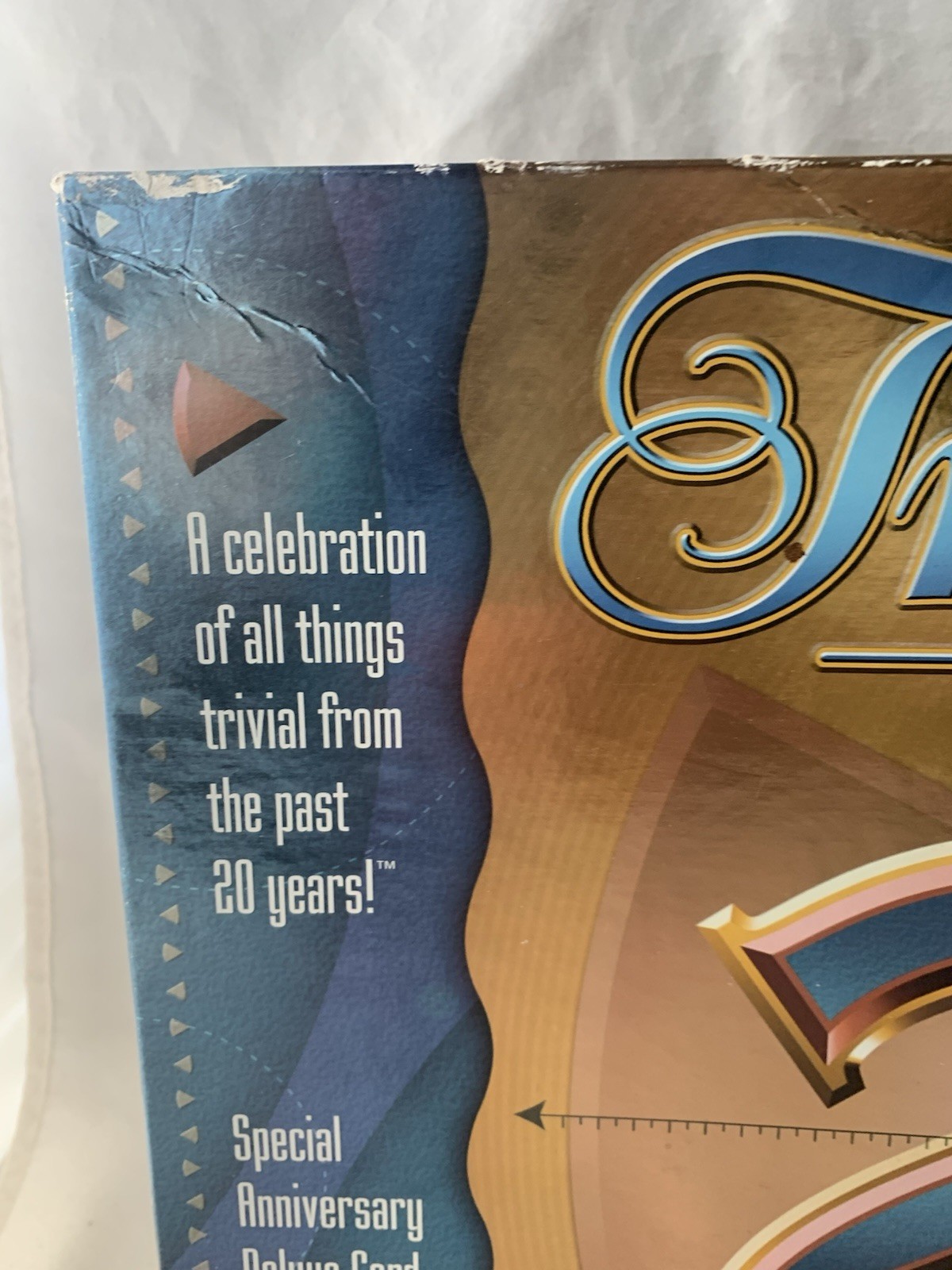 Hasbro Trivial Pursuit 20th Anniversary Edition Deluxe Card Dispenser S5-4