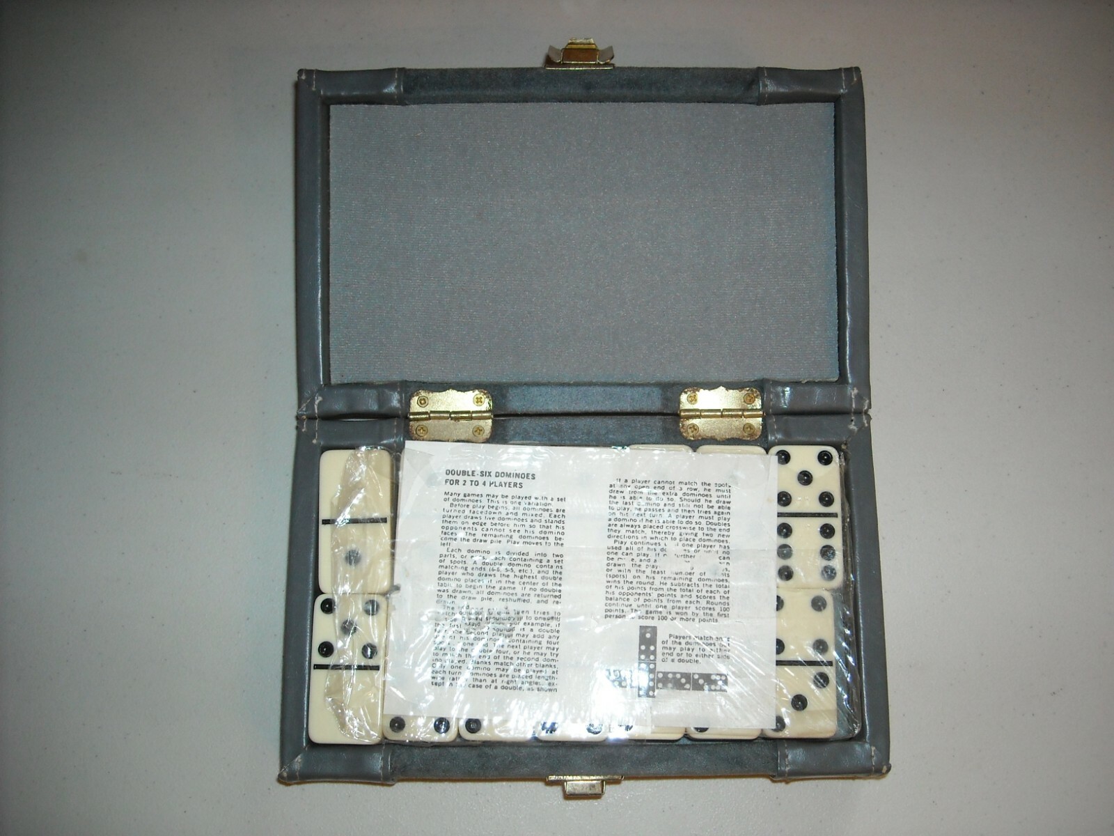 Vintage Double Six 6 Dominoes in Gray Leather / Suede Snap Case