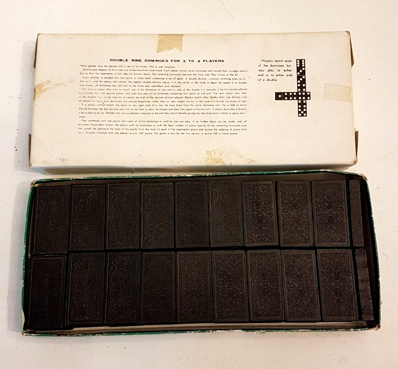 Double Nine Wooden Dominoes, COMPLETE in box – 55 bricks for 2 to 6 players