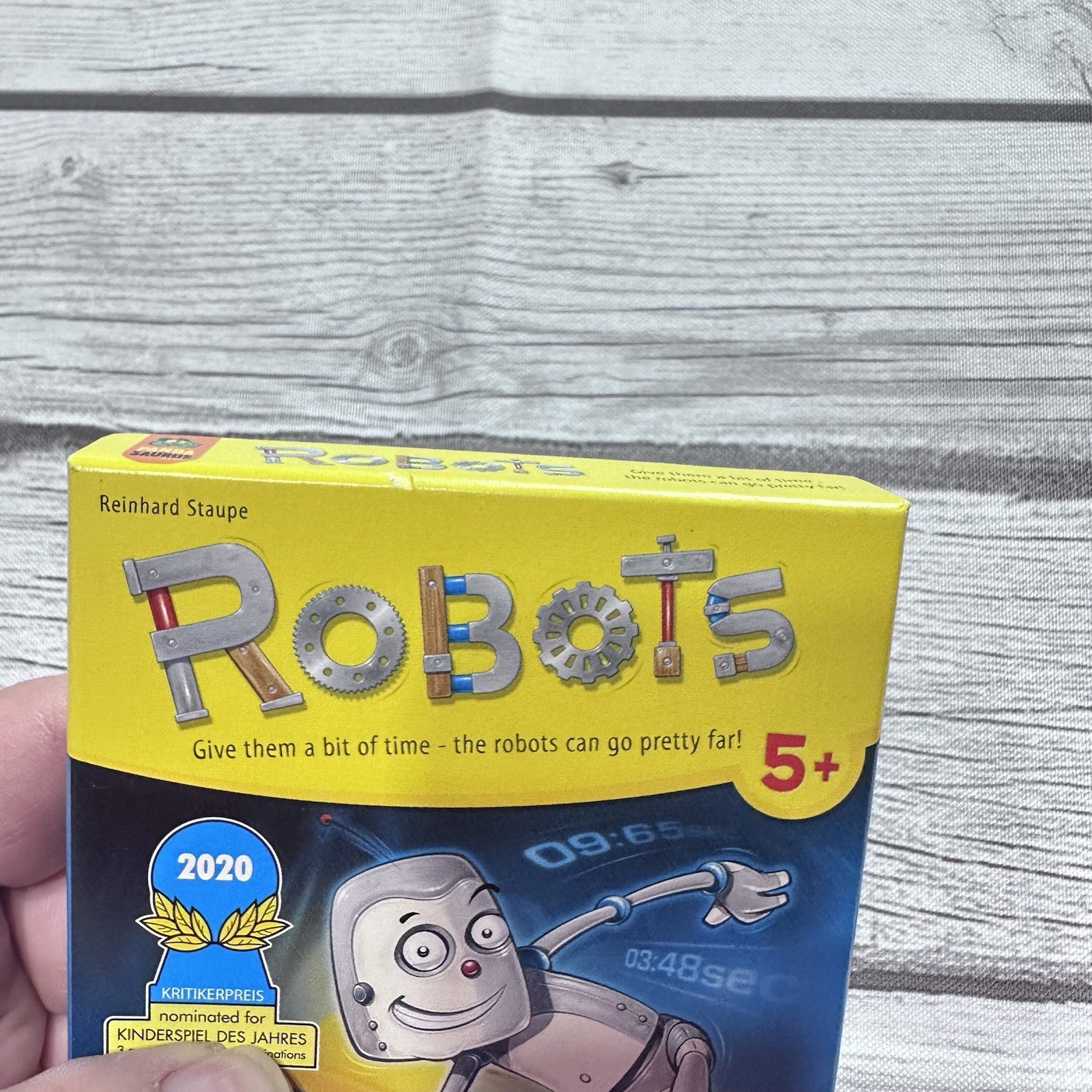 Robots Mini board Game. 2020 Kinderspiel Des Jahres Nominee 15 Minutes To Play
