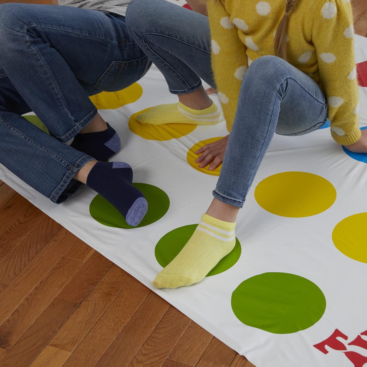 TWISTER CLASSIC PARTY GAME Active Indoor Outdoor Group Colorful Mat Challenges