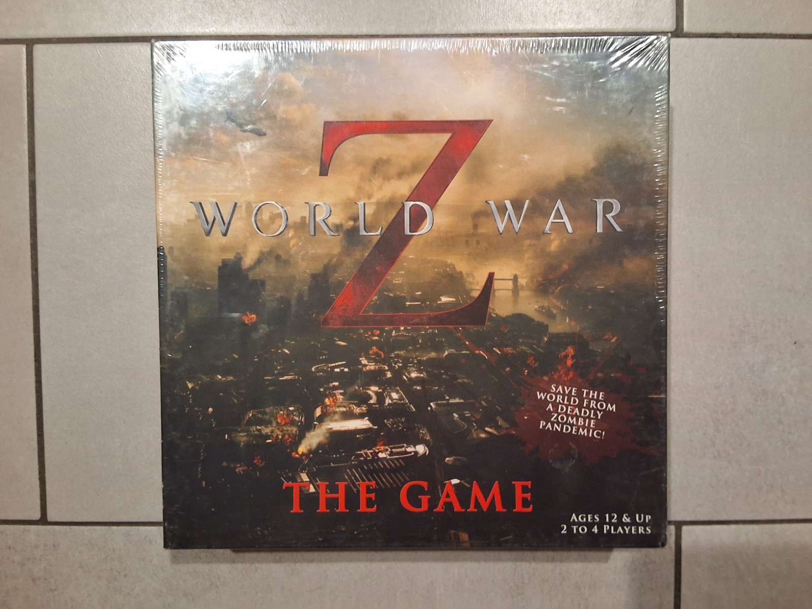 WORLD WAR Z The Game NEW SEALED Zombie Pandemic Game by University Games