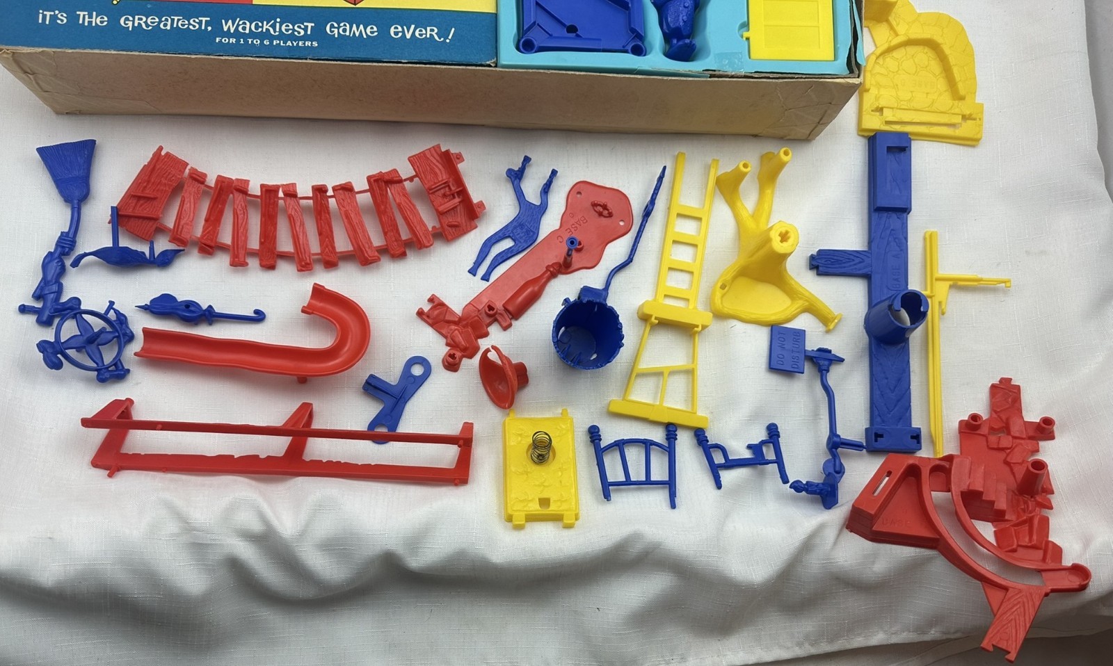 1964 Crazy Clock Game by Ideal Complete in Great Condition FREE SHIPPING