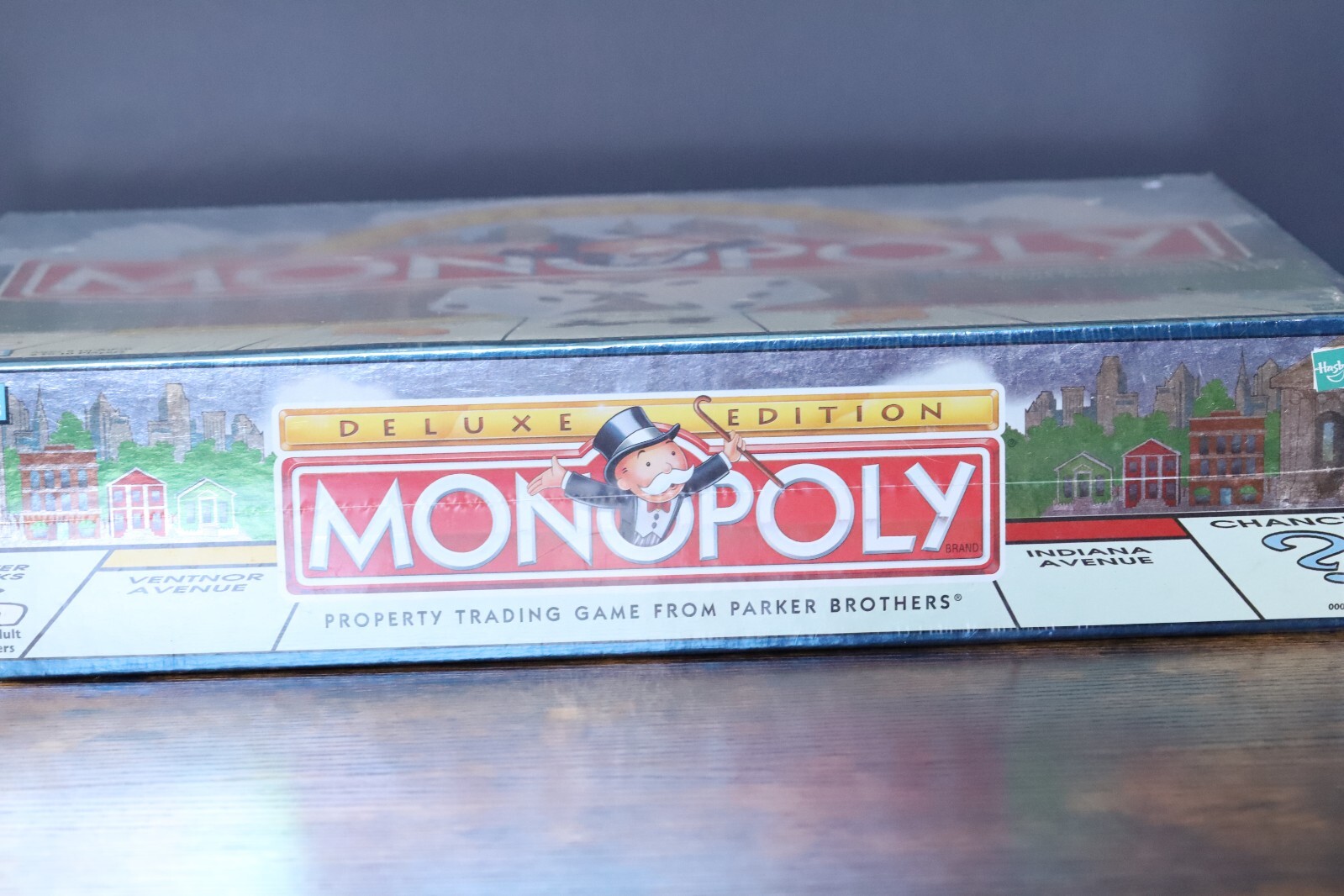 Monopoly Deluxe Edition – (Parker Brothers 1998) -(New/Sealed)
