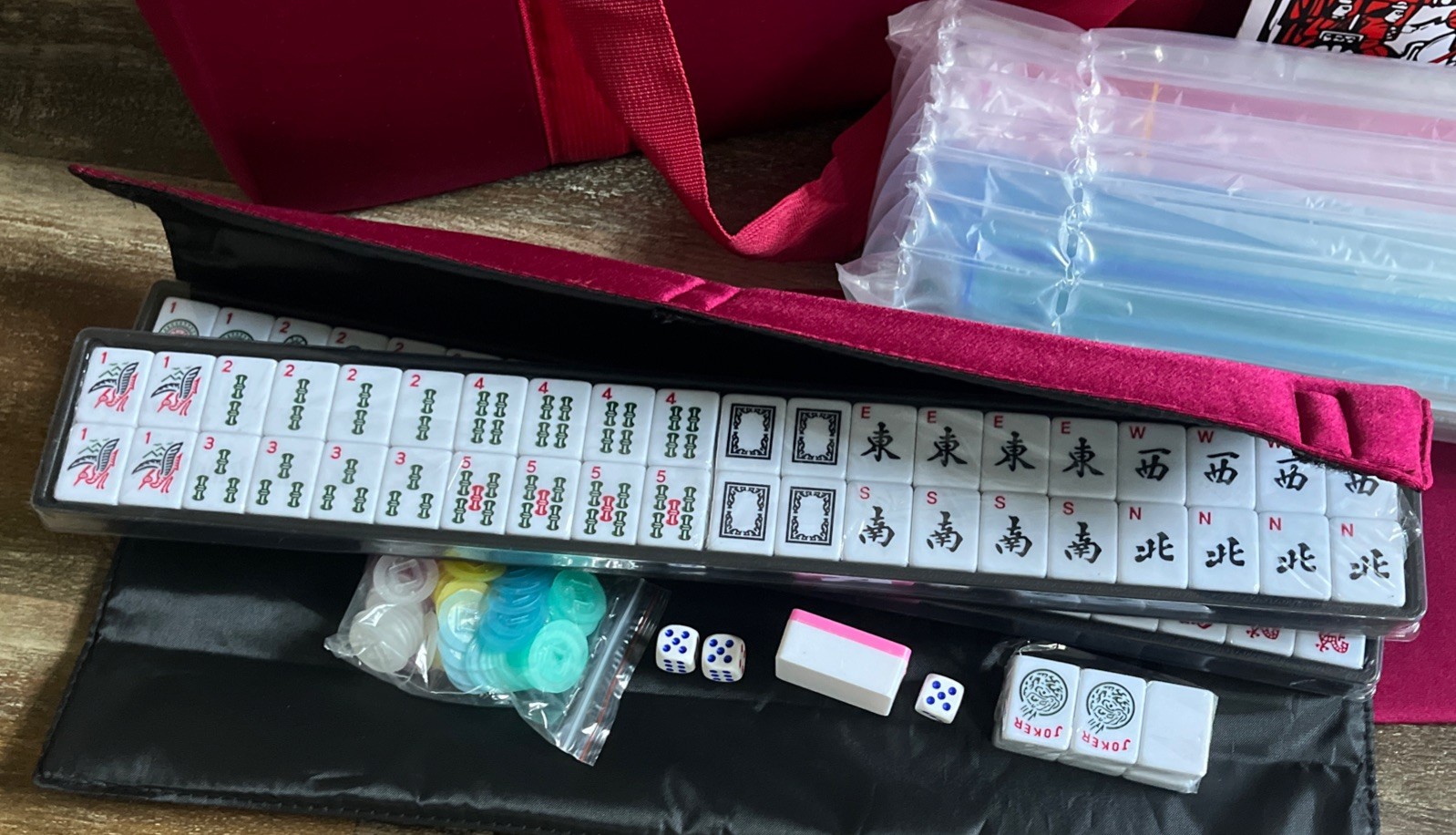 Mose Cafolo American Mahjong Set W/Carrying Case Pinky Red