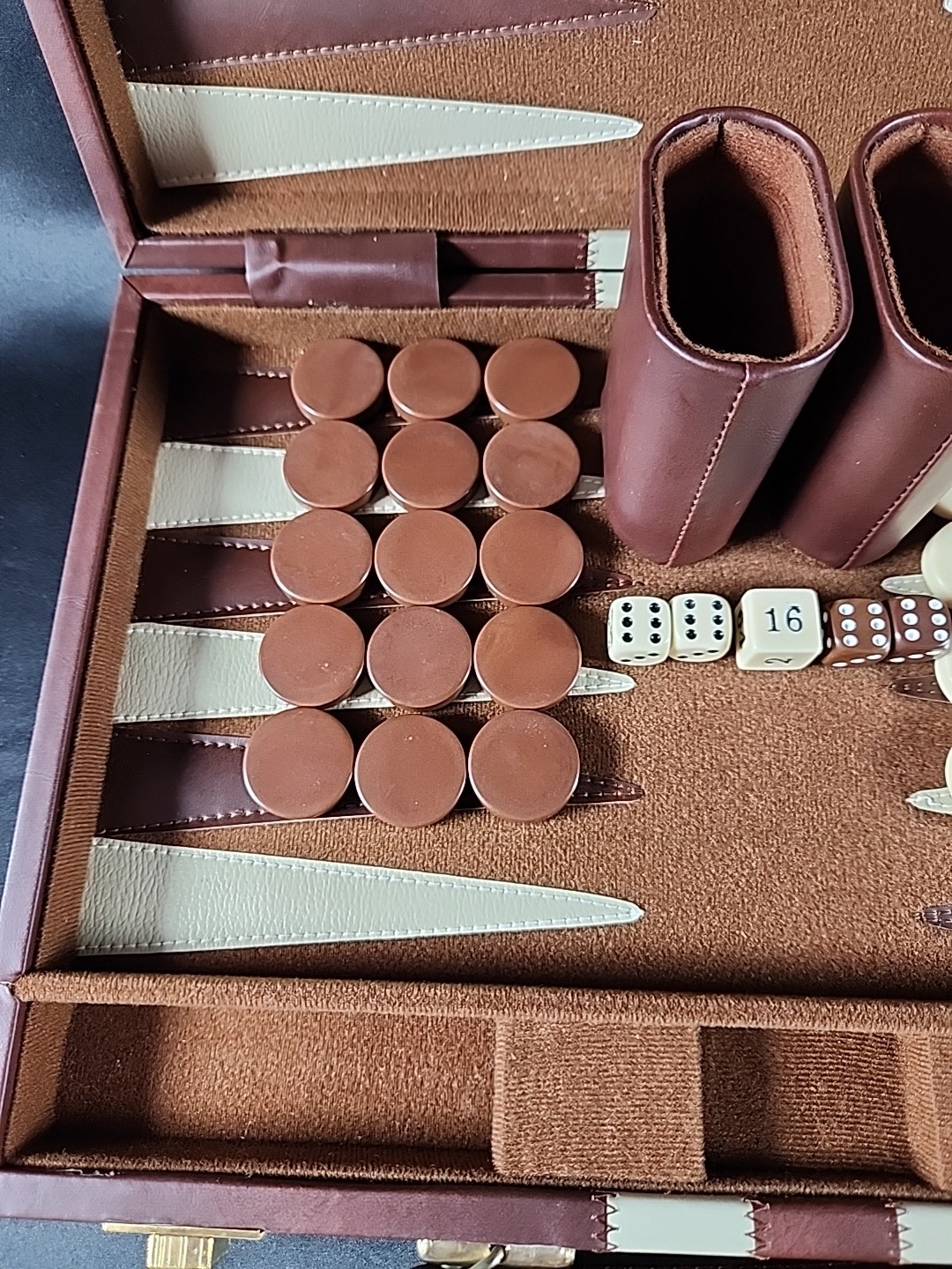 Vintage Backgammon Set Travel Case Leatherette Complete w Dice Cups 1950s 60s