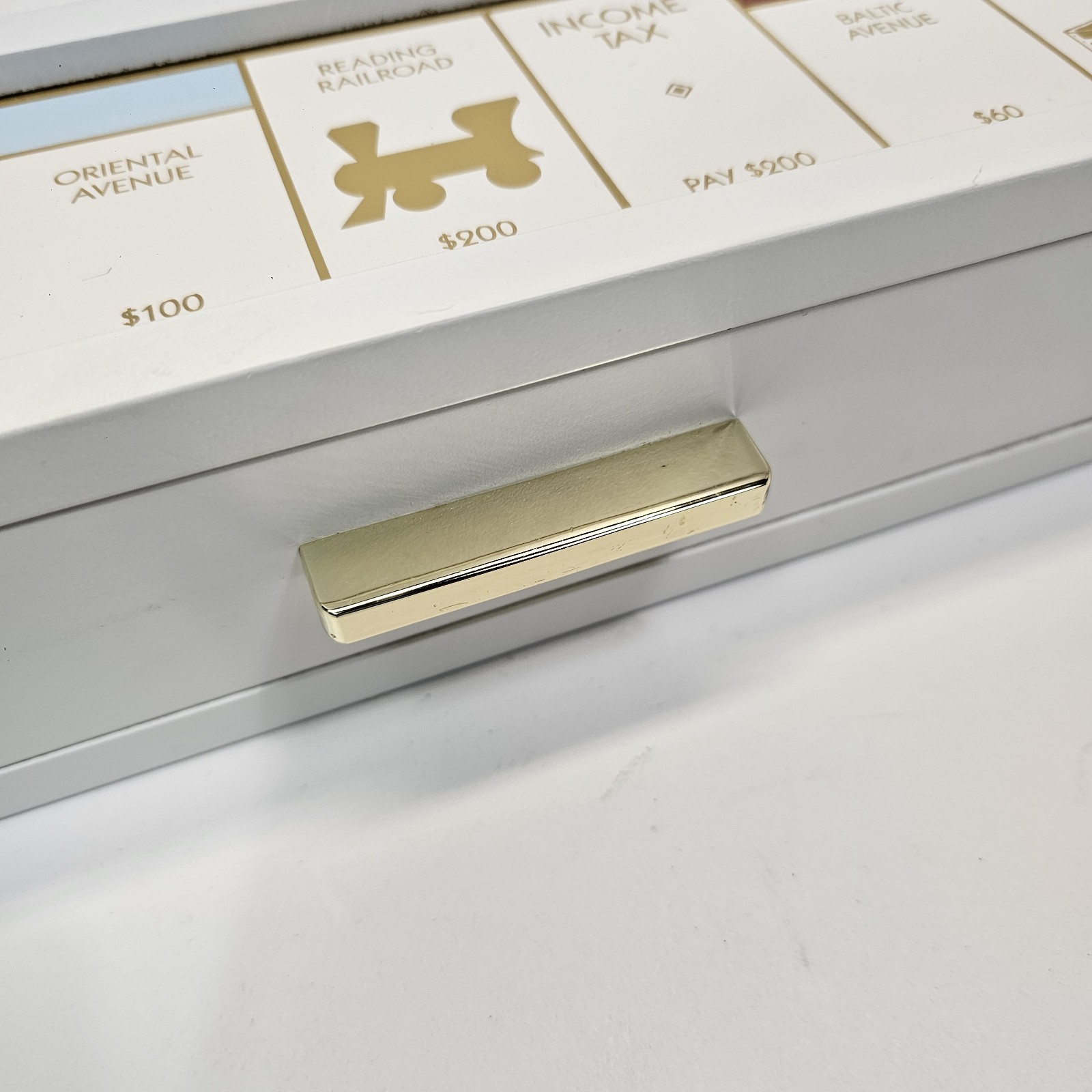 Monopoly Luxury LUXE White and Gold Limited Edition Hasbro 2017
