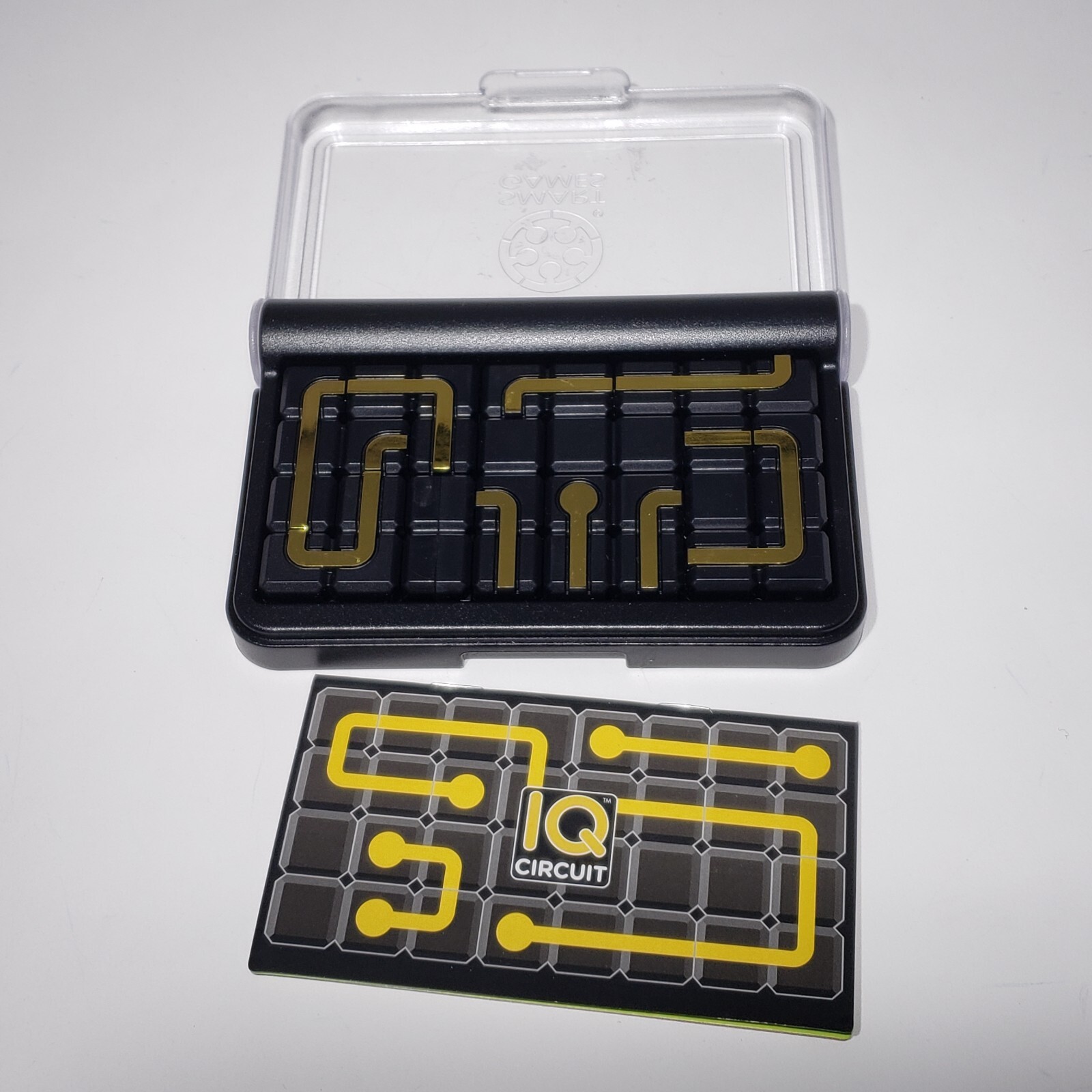 SmartGames IQ Circuit Portable Travel Game Single Player 120 Challenges Age 8+