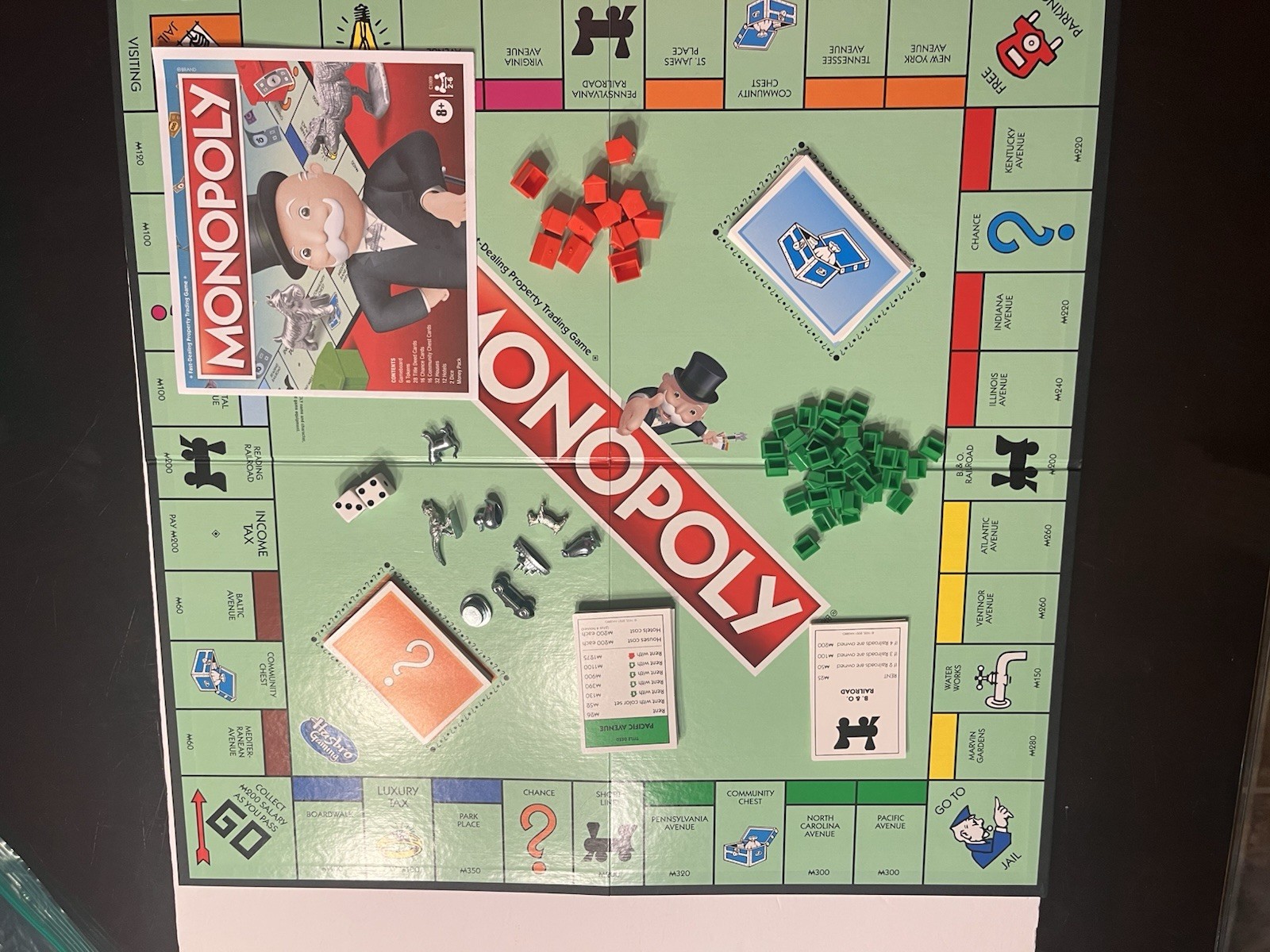 Hasbro Monopoly C1009 Classic Board Game 2-6 Players 8+ Years Family COMPLETE
