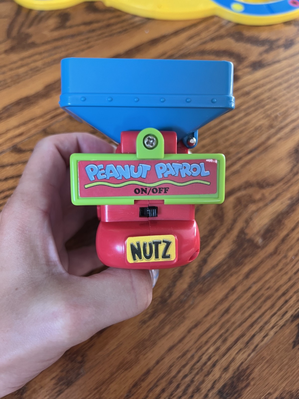 1994 Peanut Panic Game – Complete w/o Box – READ! Parker Brothers