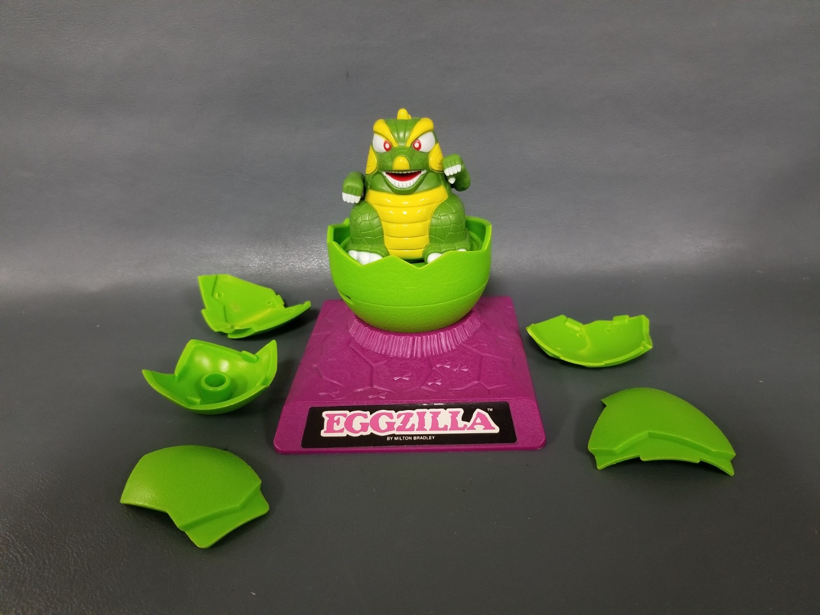 Vintage 1986 Milton Bradley Eggzilla Things Games 80s Great Condition Complete