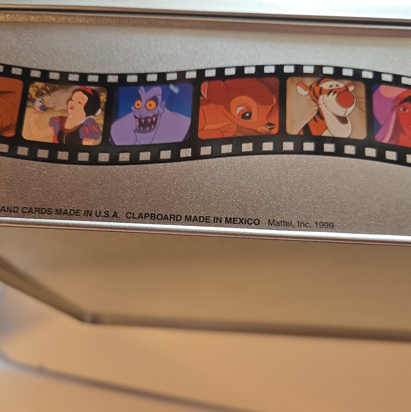Mattel Wonderful World of Disney Charades Tin Case 2P 8+ Games 100 1999