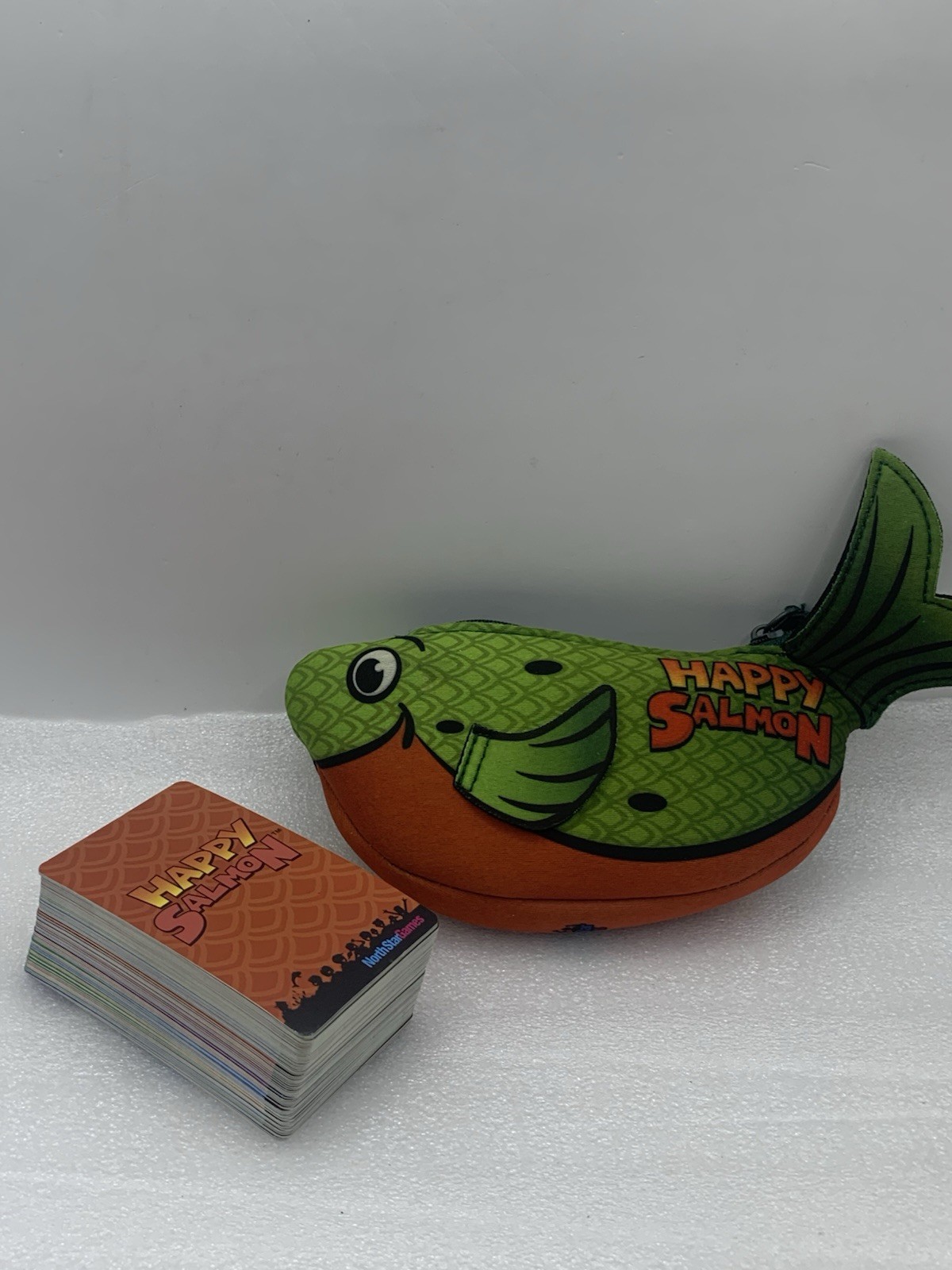 HAPPY SALMON Card Family 3-6 Players Ages 6+ (No Instruction Booklet) B1