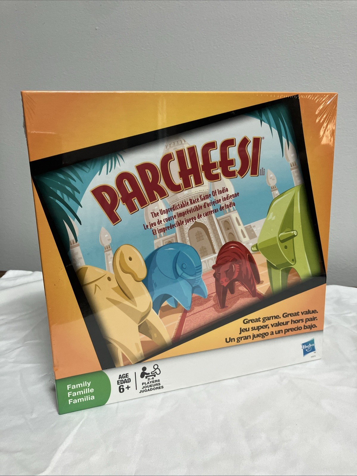 New Sealed 2009 Hasbro Parcheesi Classic Game of India Animal Pawns Board Game