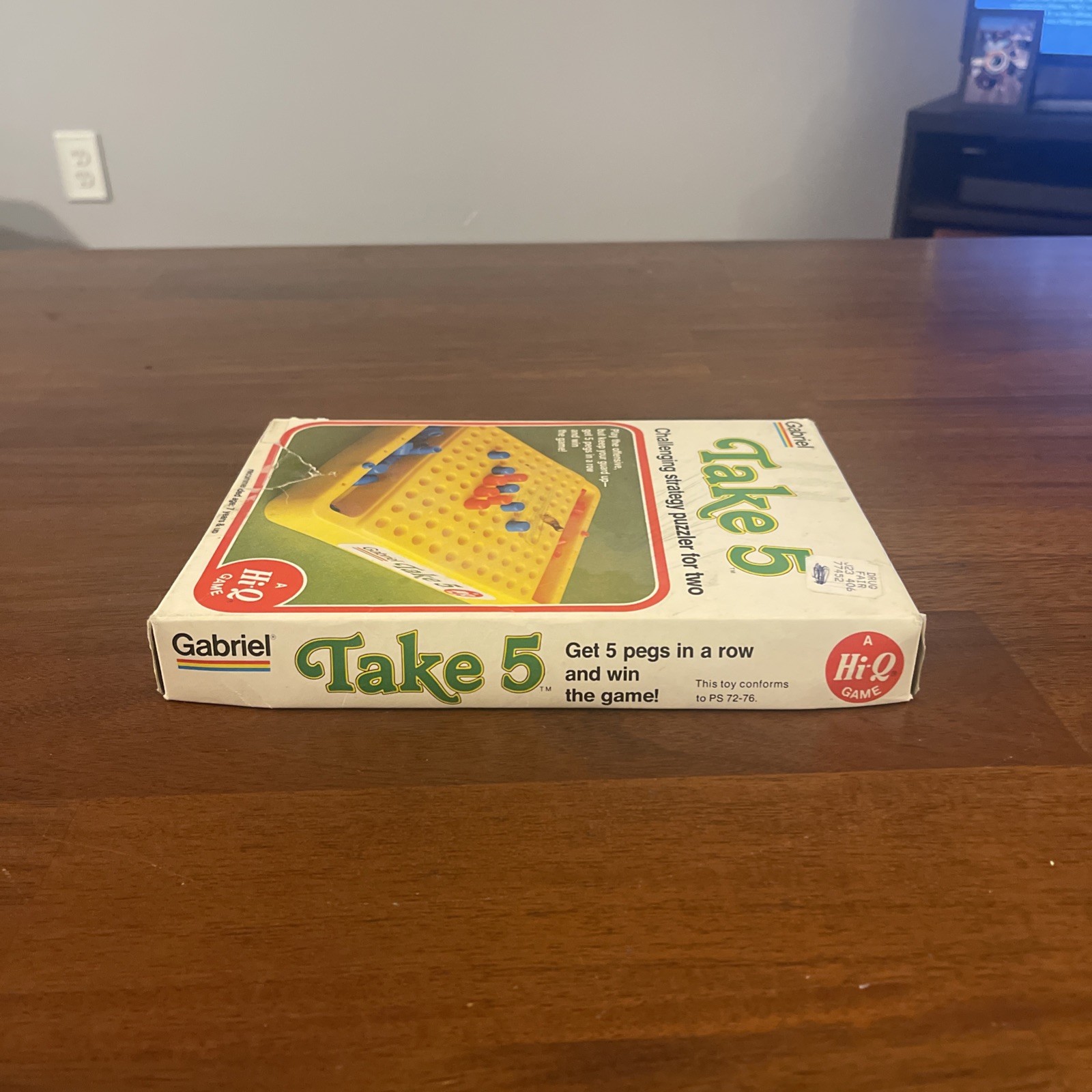 VINTAGE GABRIEL GILBERT INDUSTRIES TAKE 5 HI-Q PEG STRATEGY PUZZLE GAME 1977