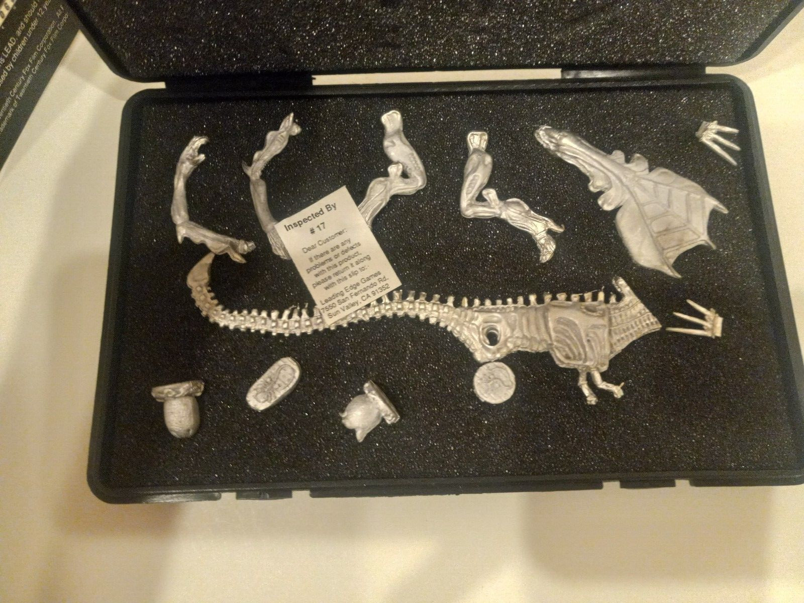 Leading Edge Games ALIENS QUEEN Fig #20303 25mm metal miniature boxed set