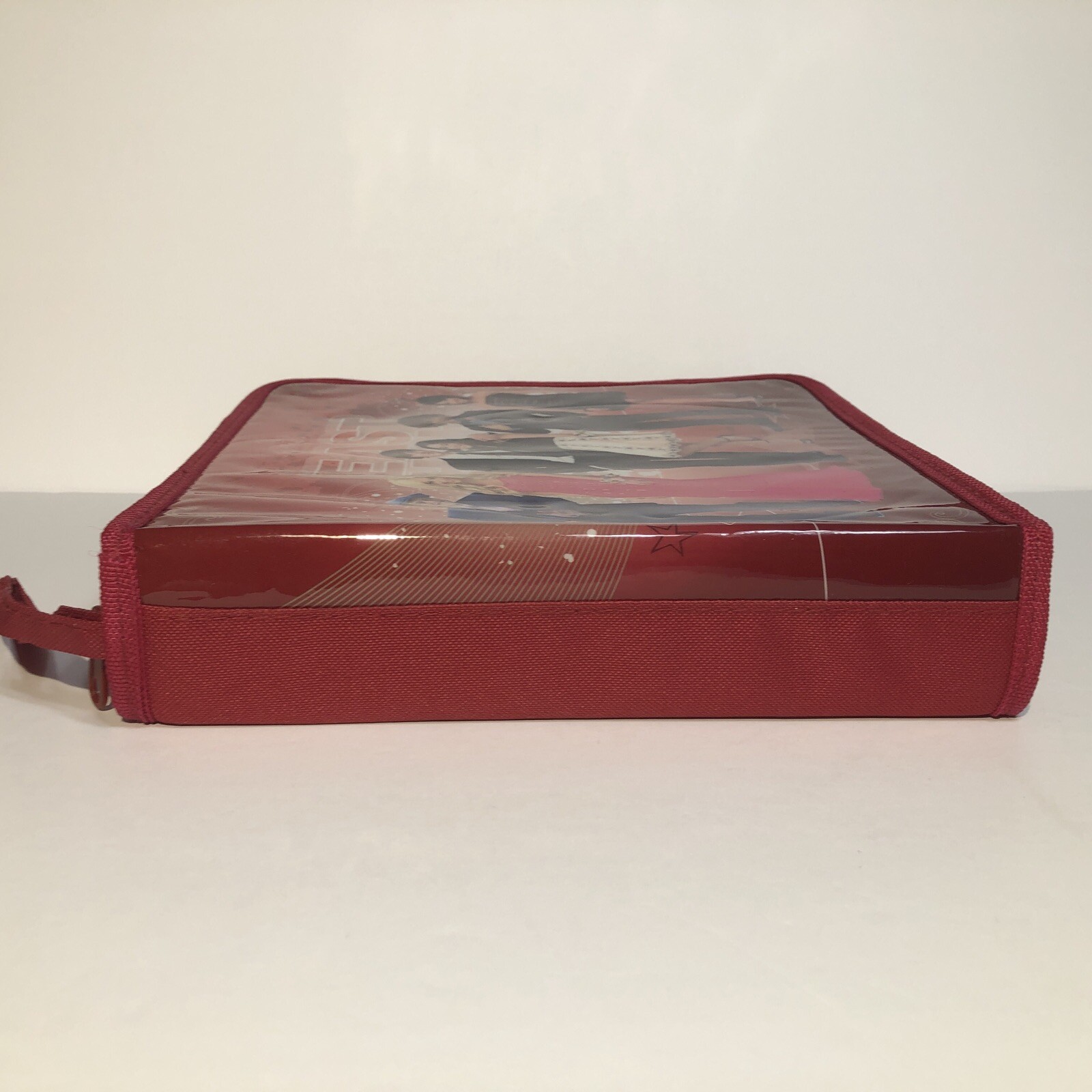 Disney High School Musical 3 Senior Year Board Game in Zipper Case w/ CD songs!