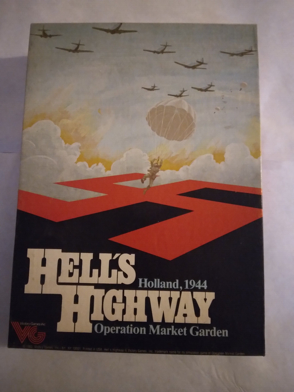 Hell’s Highway, Holland 1944 Victory Games, Inc 1983 Complete Partially Punched