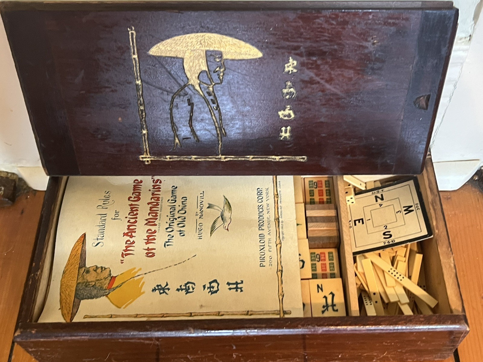 Vtg 1920s French Ivory Pyralin Mahjong Set original Box 142 tiles two-layer wood