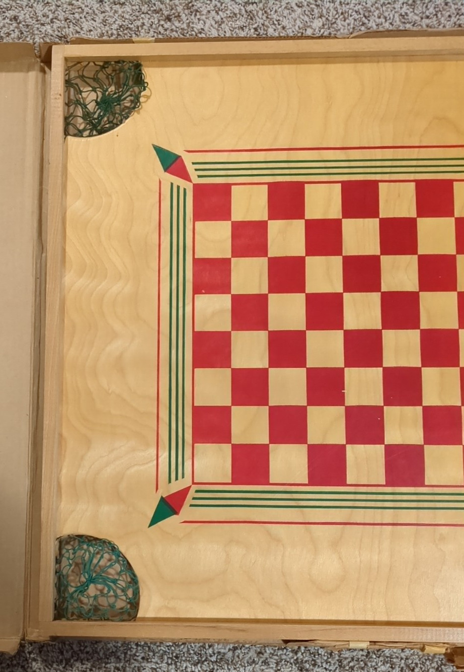 1950 No 50 Carrom Board from Carrom Industries w partial Set of Checkers & Rings