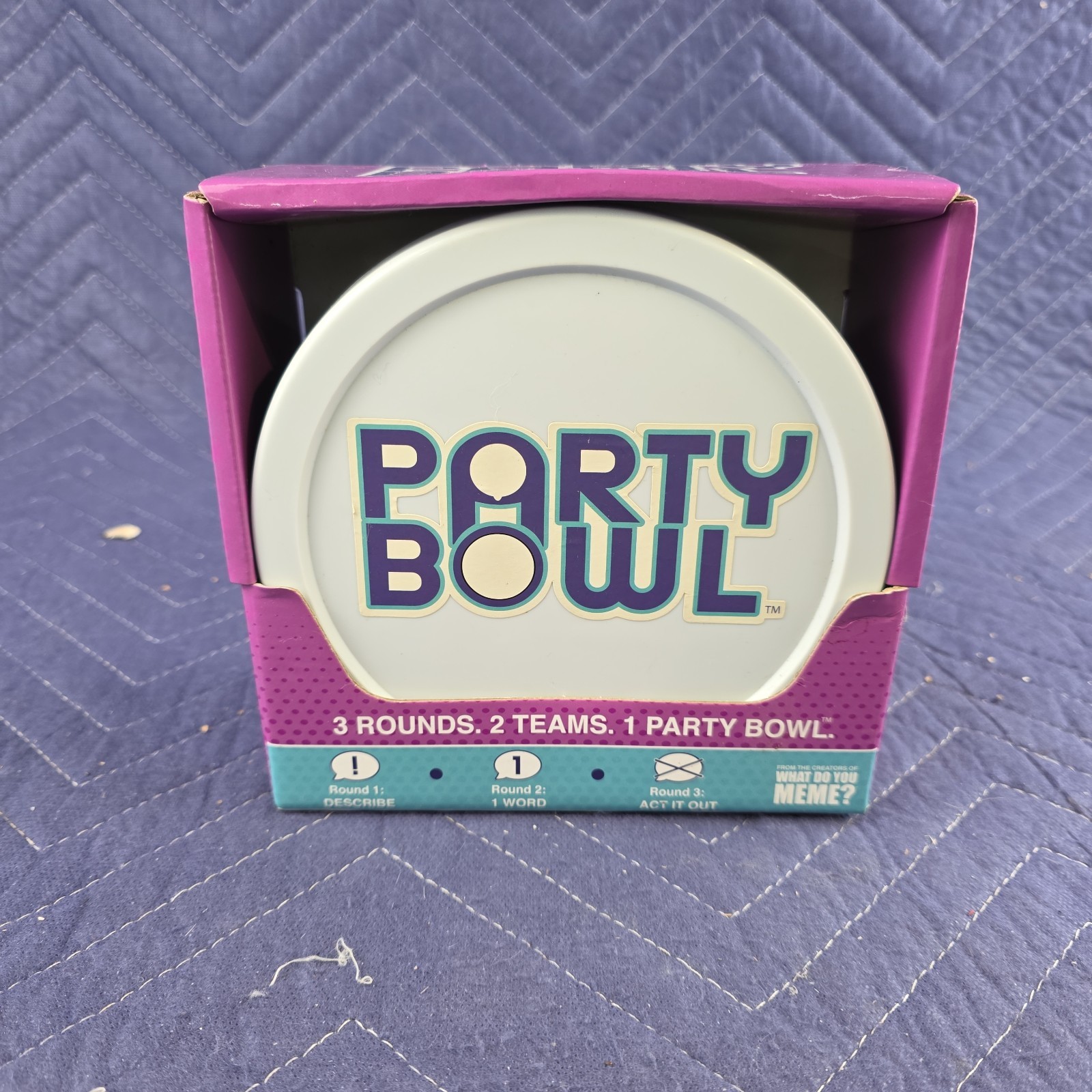 PARTY BOWL WHAT DO YOU MEME? 2 Team, 3 Round Memory Card Game 2019