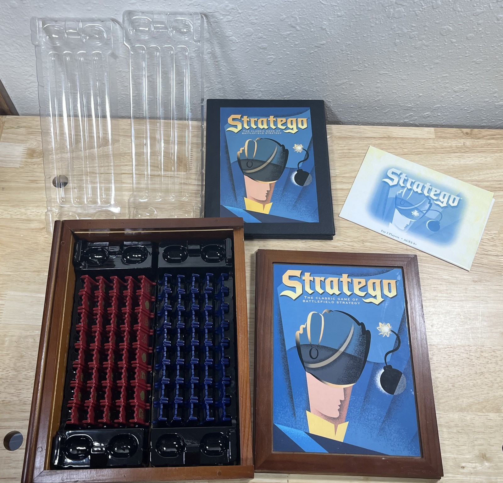 Stratego Vintage Game Collection Bookshelf Edition Wooden Box – Complete – 2005