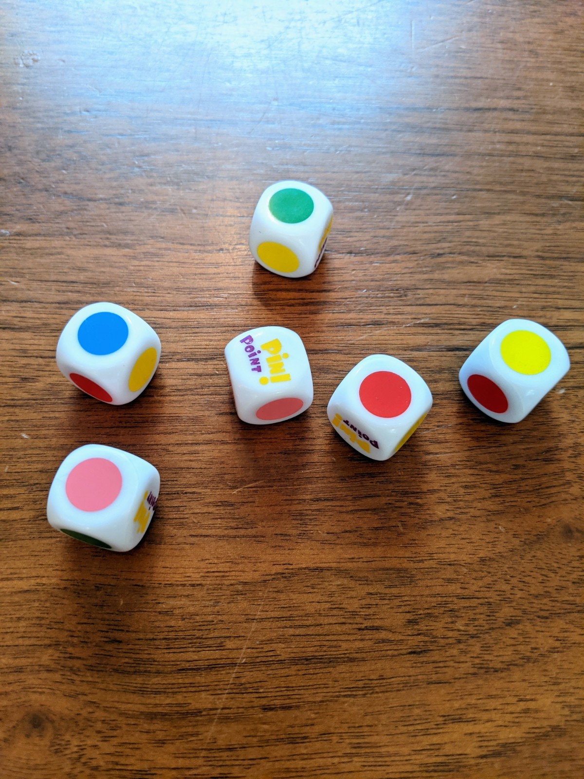 Pin Point! by Blue Orange – Brain Teasing Race to Spot the Difference Card Game