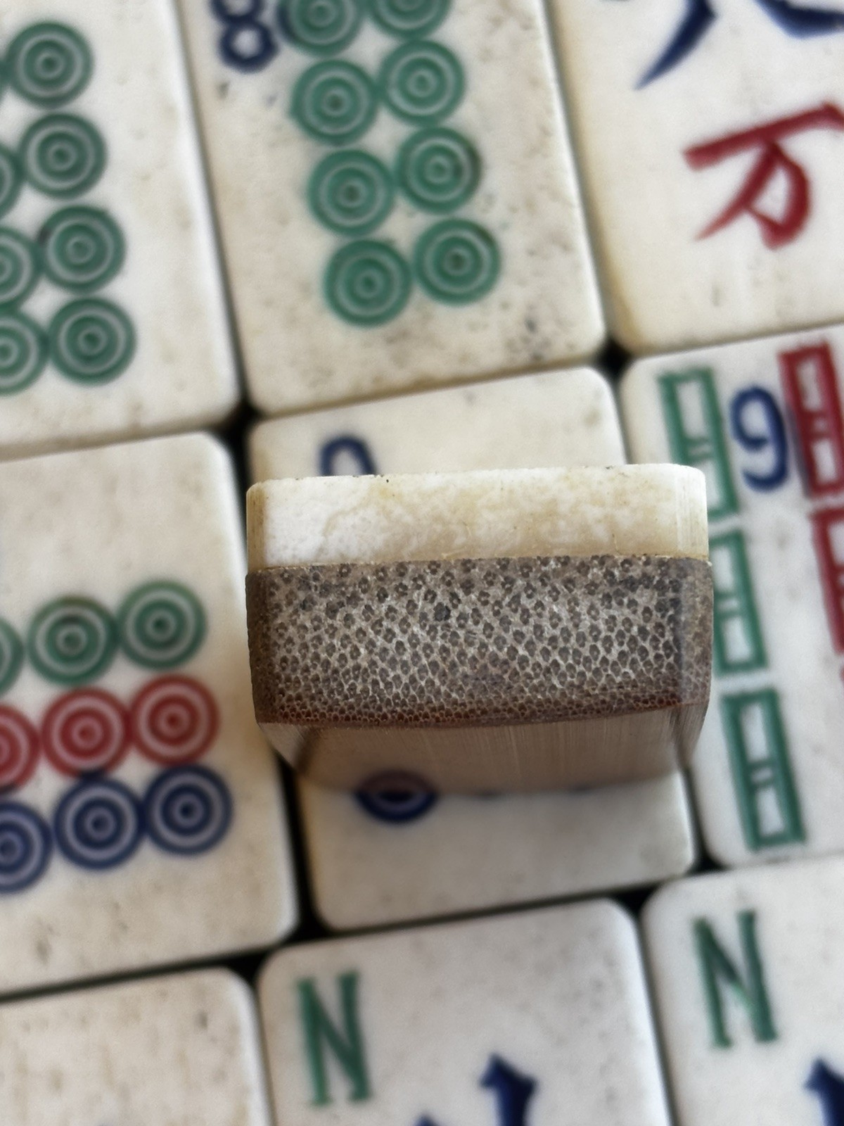 Vintage Mah jong Bamboo & Bone Dovetail 150 tiles See Pics has case
