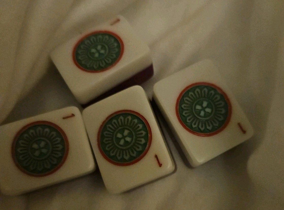 VTG Mah Jong Travel Set Complete 148 Tiles Original Case Hong Kong Burgundy Dice