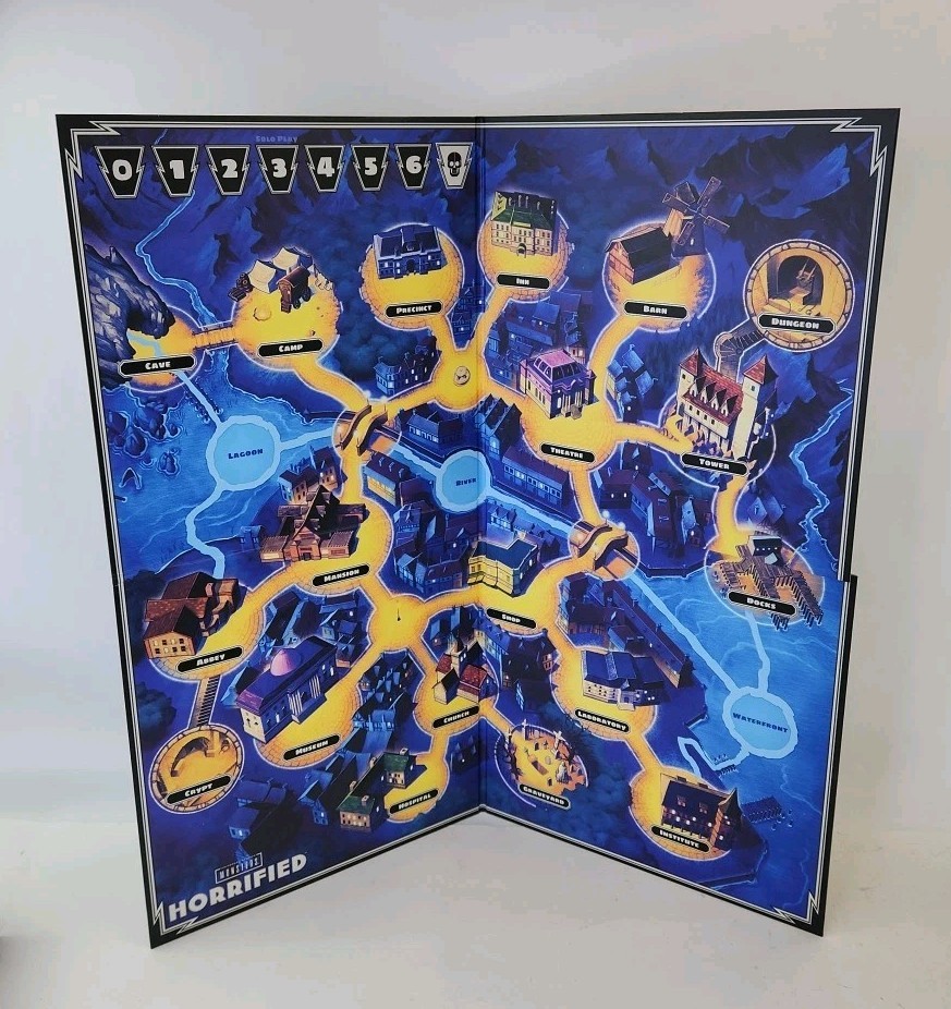 Ravensburger 60001836 Horrified Universal Monsters Strategy Board Game!