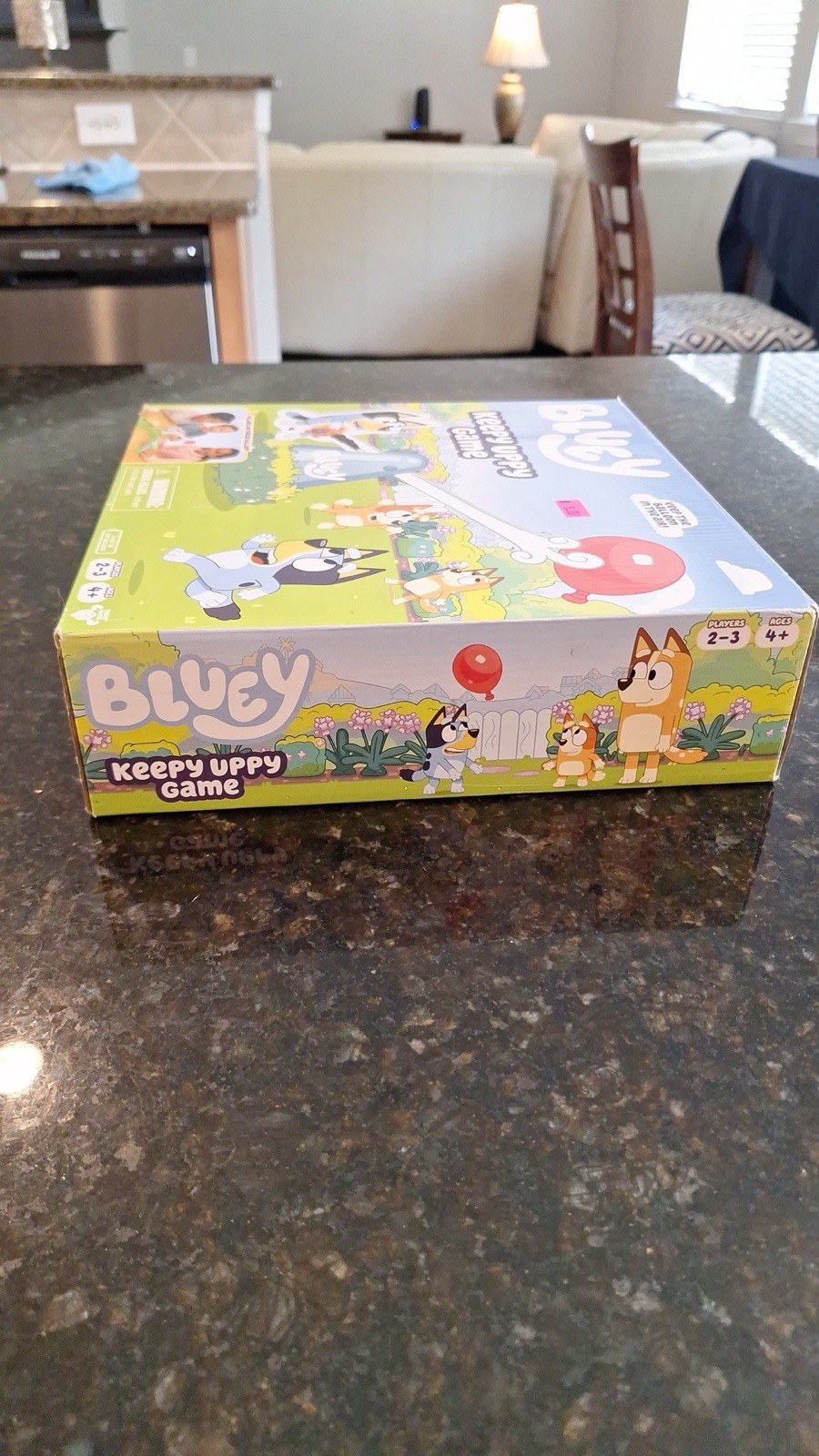 Bluey Keepy Uppy Game Motorized Balloon Action Family Board Game Moose Toys NEW